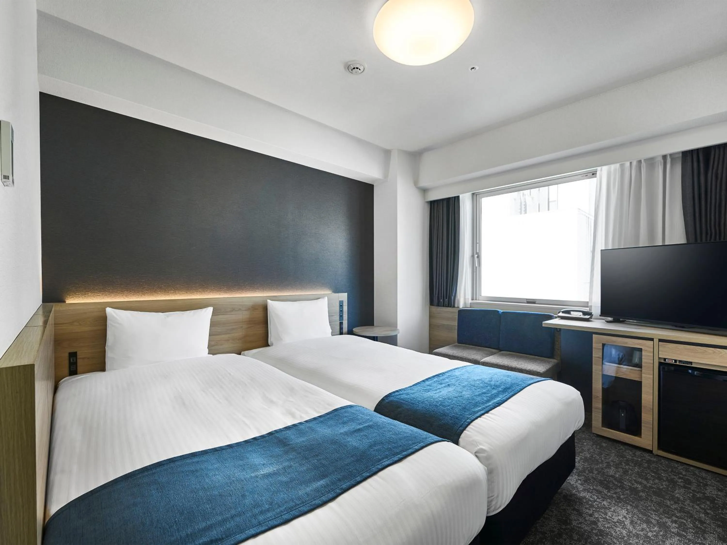 Bed in Daiwa Roynet Hotel Tokyo Akabane