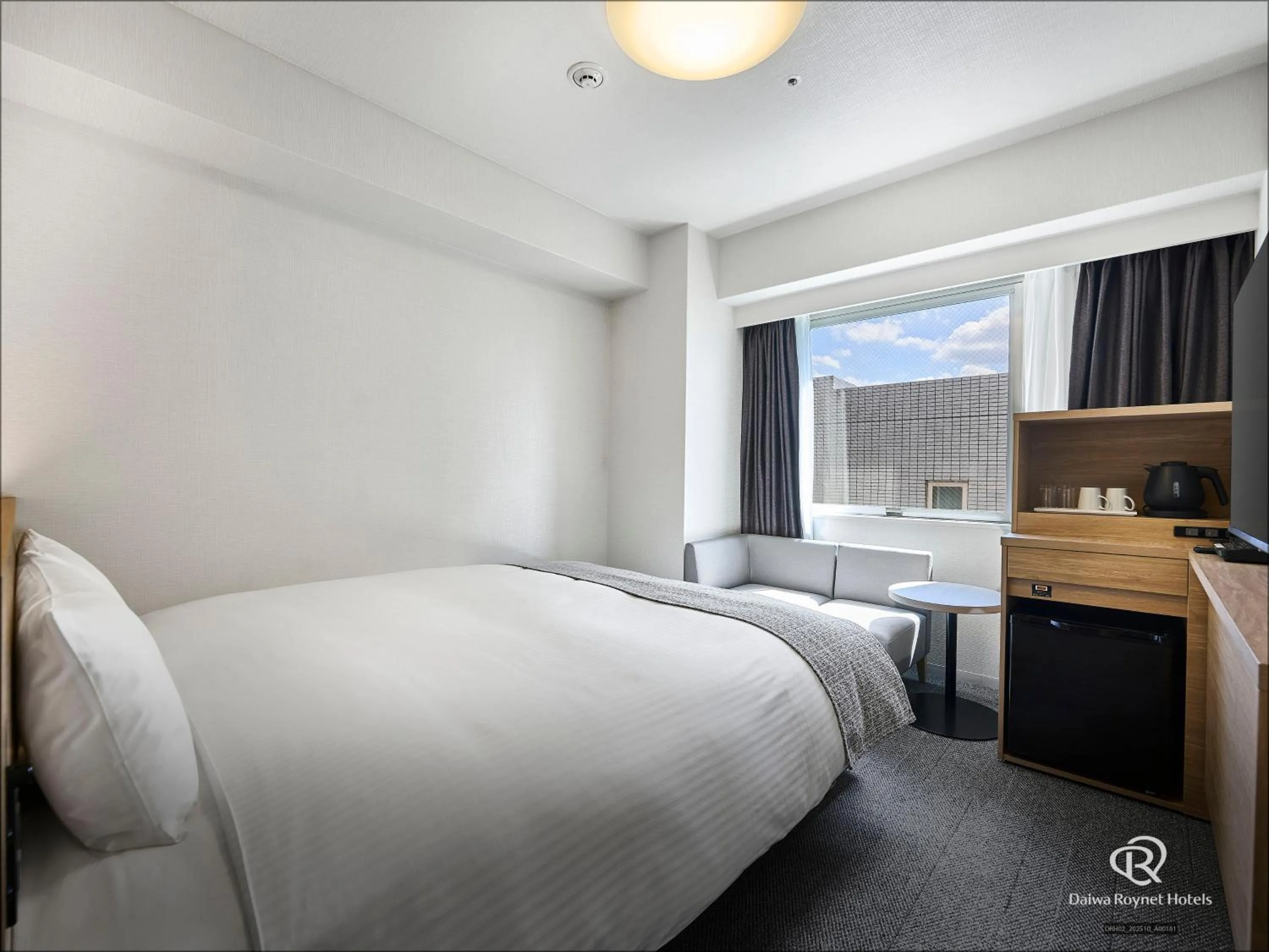 Bed in Daiwa Roynet Hotel Tokyo Akabane