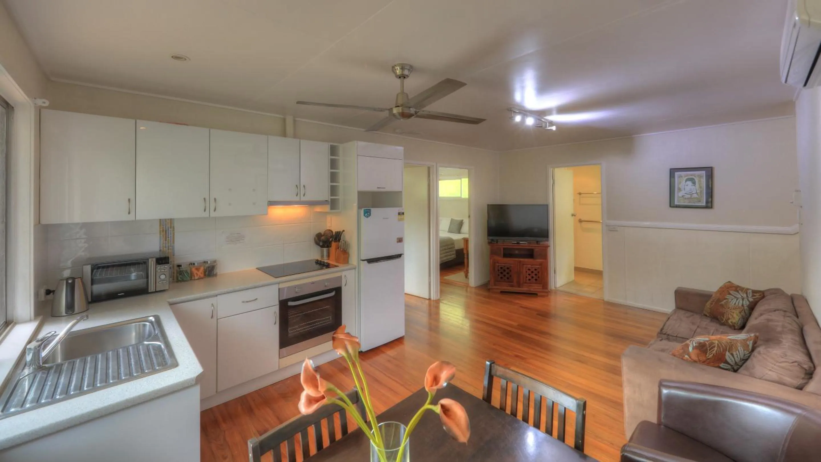 Two-Bedroom Apartment in Atherton Hinterland Motel