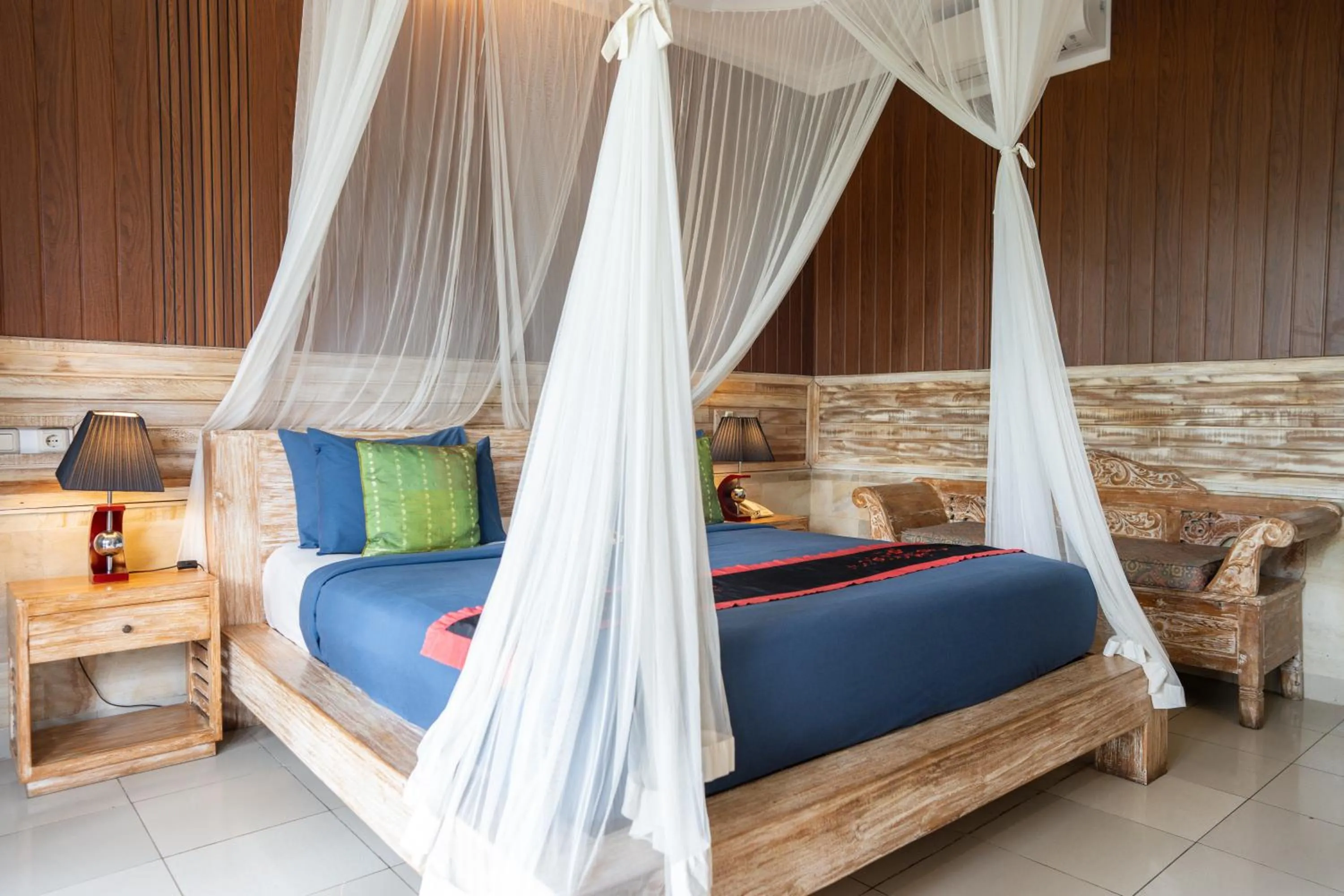 Property building, Bed in Alam Terrace Cottages