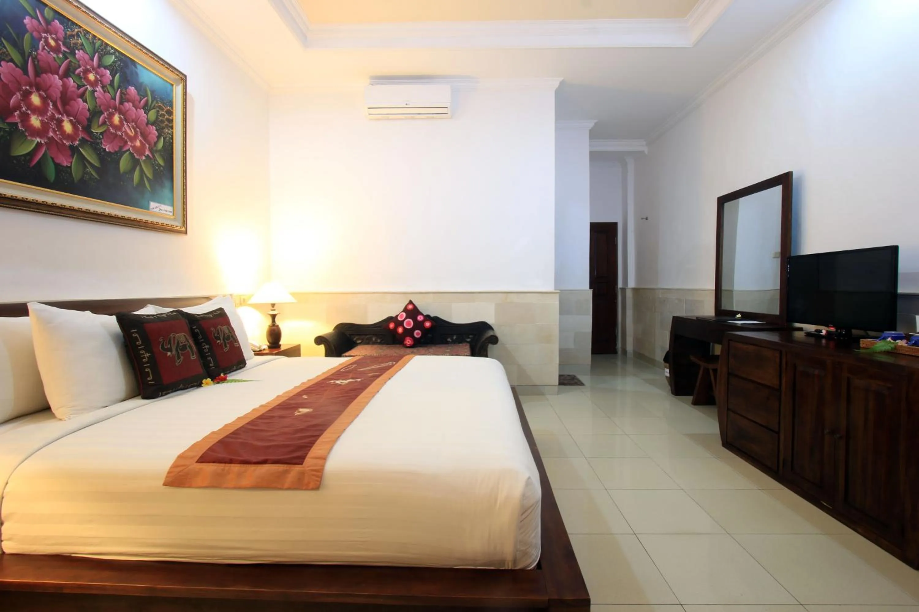 Communal lounge/ TV room, Bed in Alam Terrace Cottages