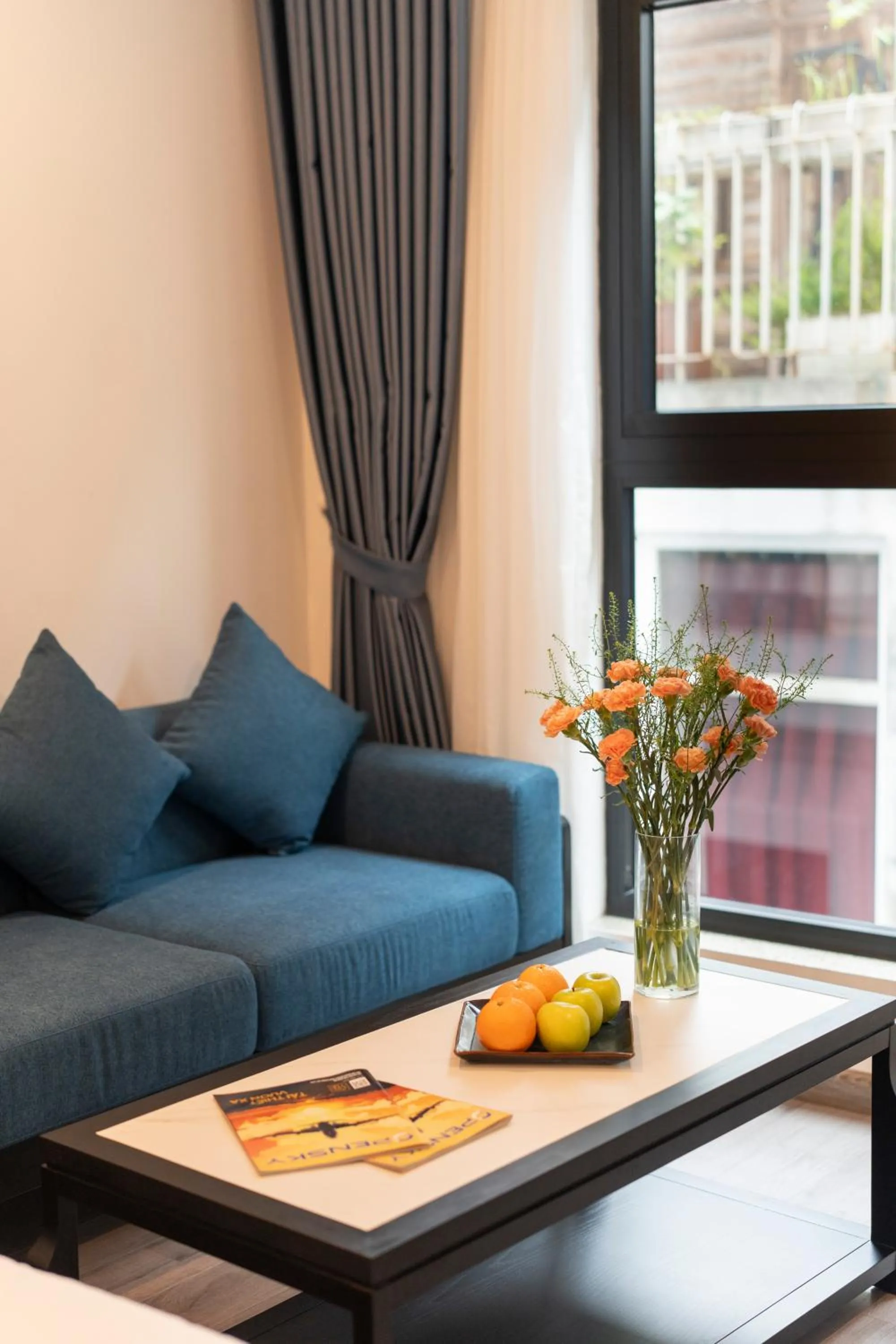 Seating area in SQ Hang Gai Hotel & Spa