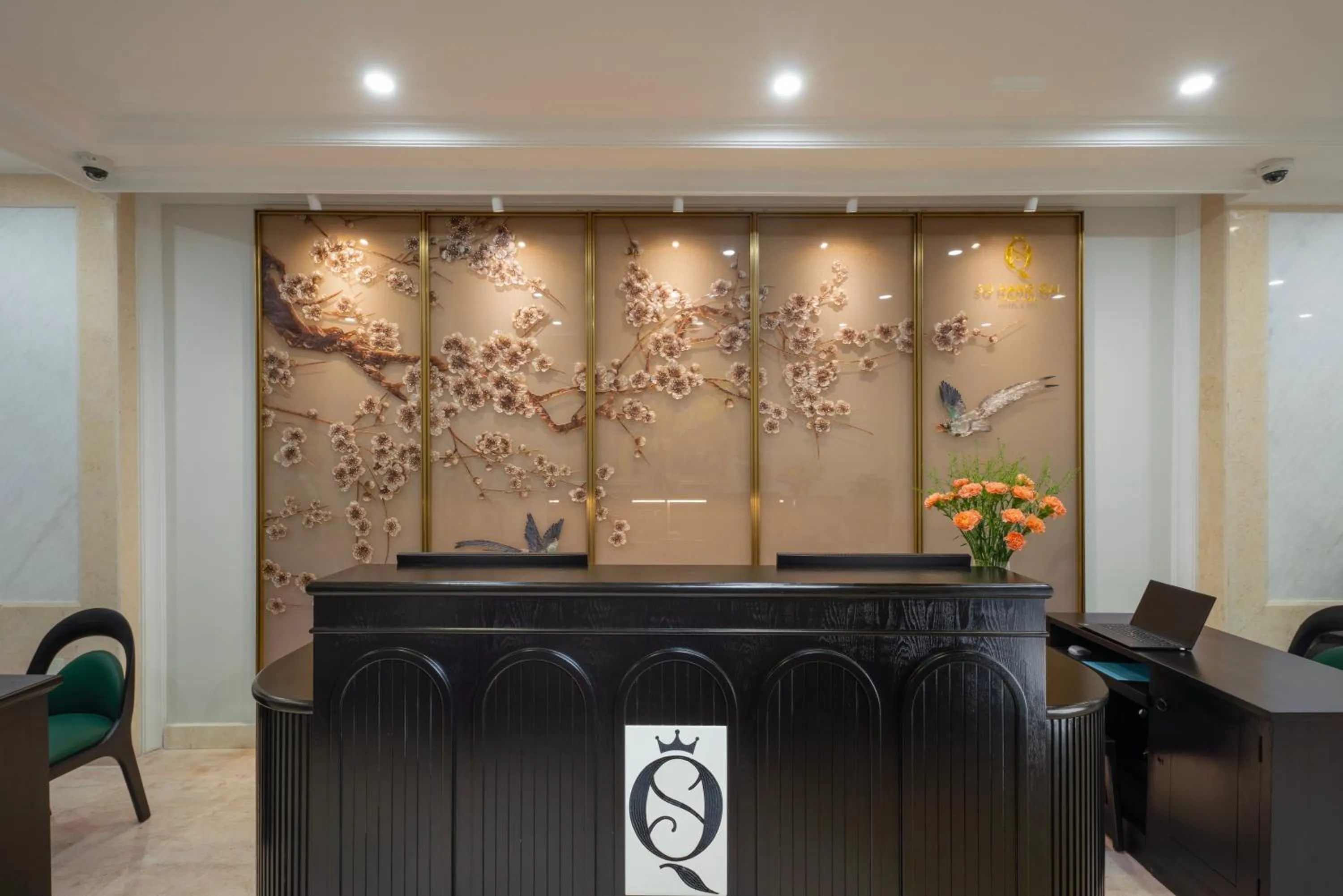 Lobby or reception in SQ Hang Gai Hotel & Spa