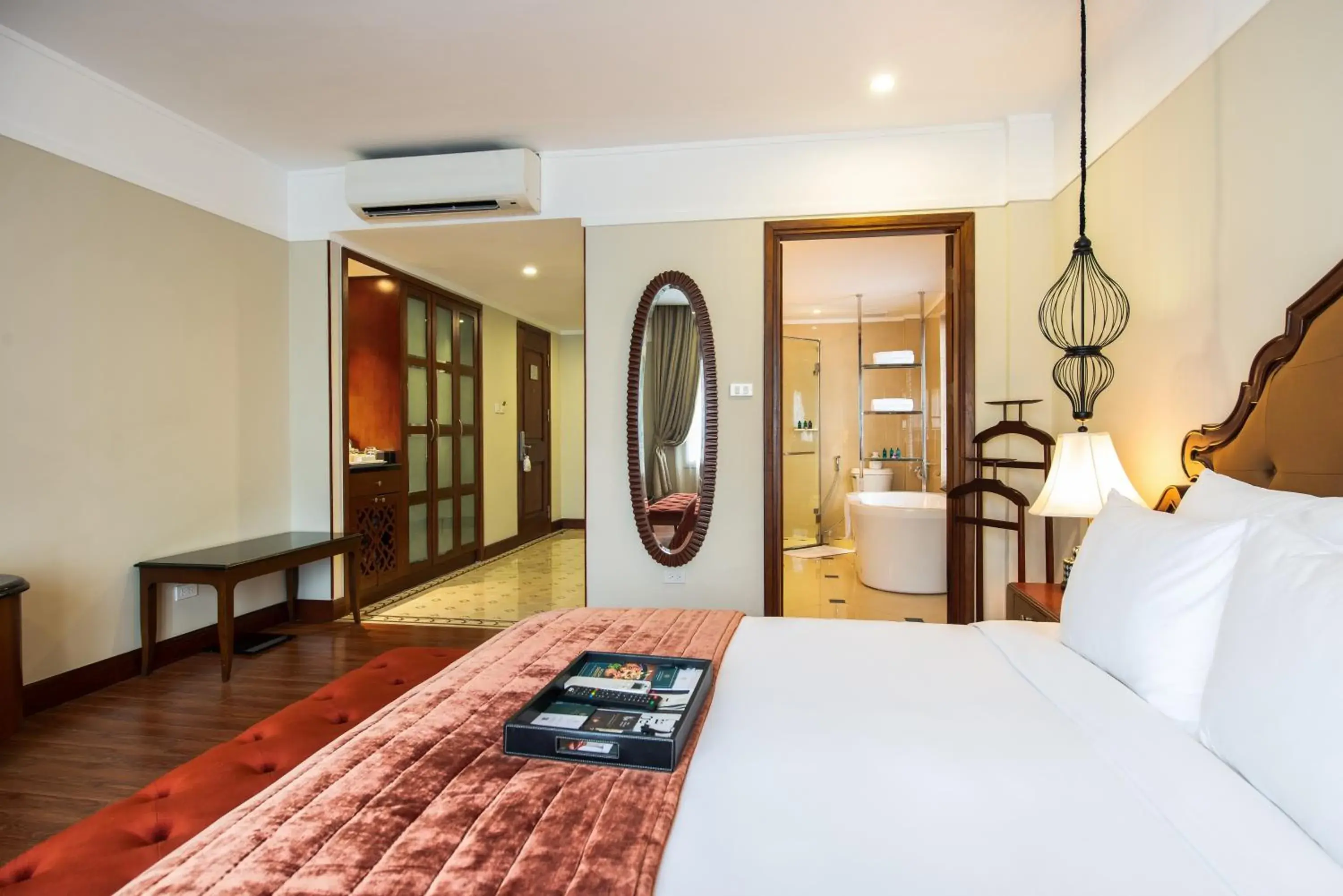 Photo of the whole room, Bed in La Siesta Classic Ma May Photo of the whole room, Bed in La Siesta Classic Ma May