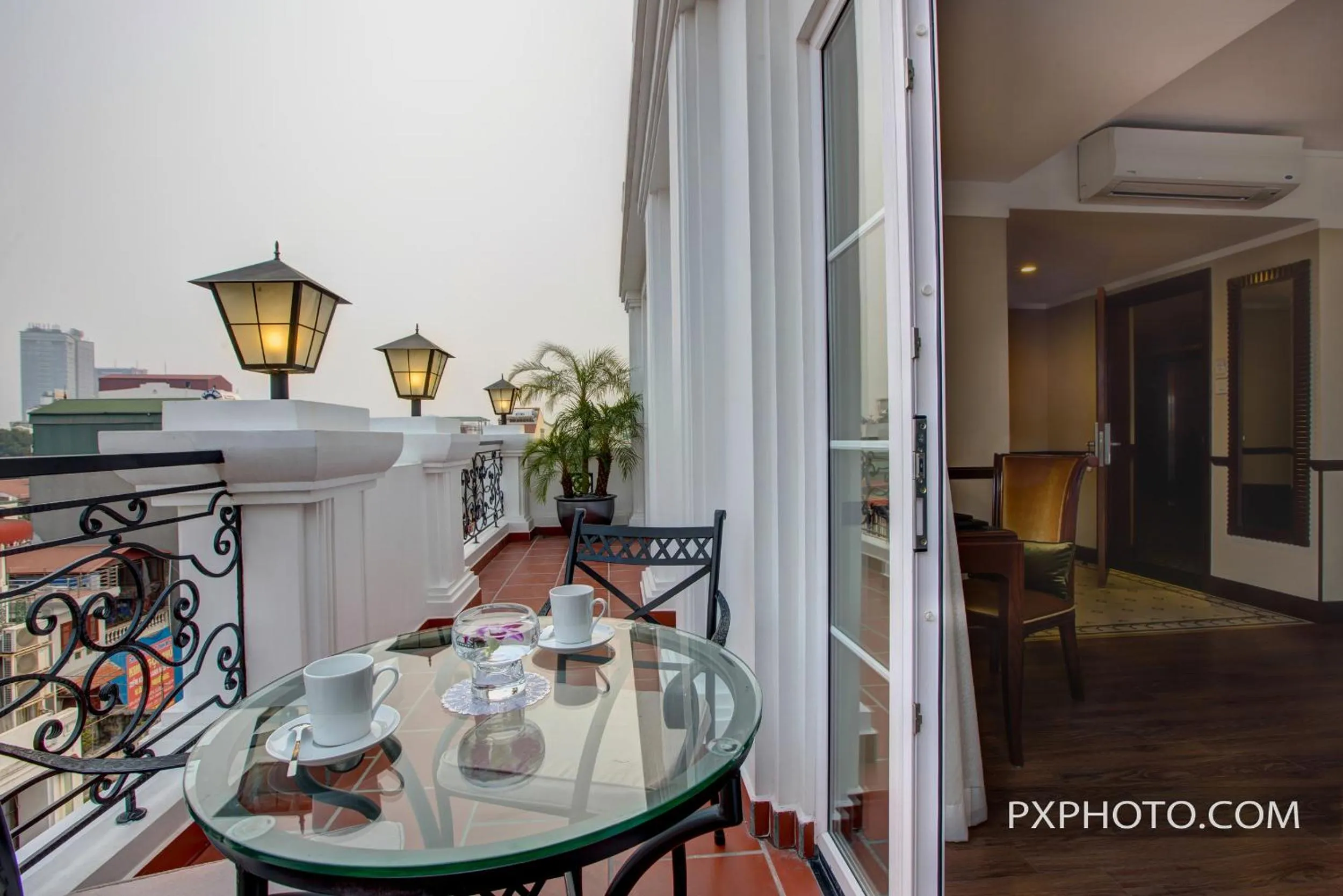 Balcony/Terrace in La Siesta Classic Ma May