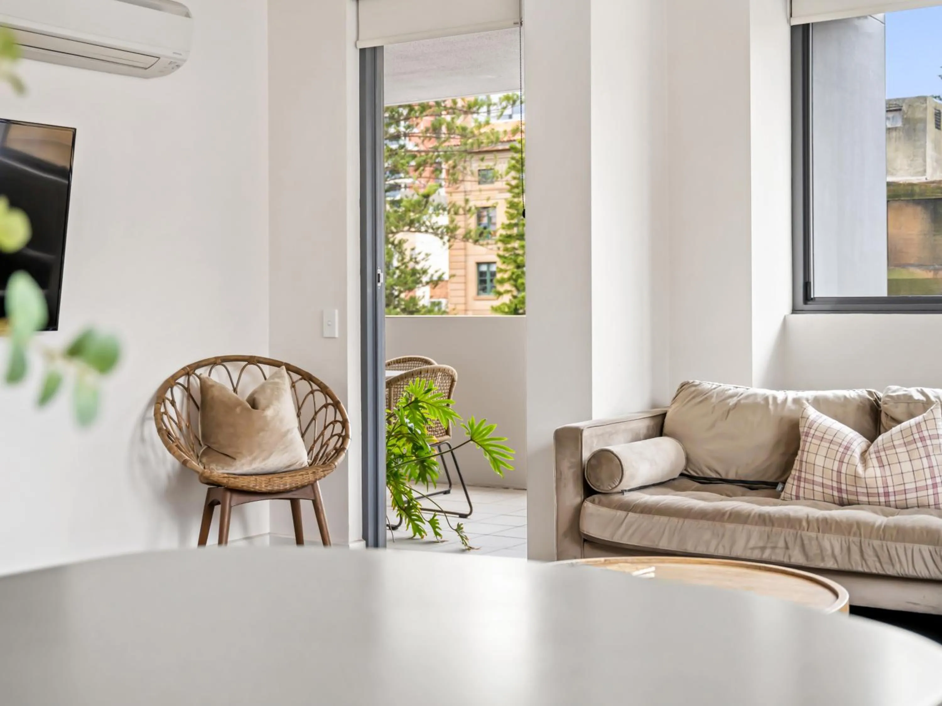 Communal lounge/ TV room in Terminus Apartment Hotel, an Ascend Collection Hotel