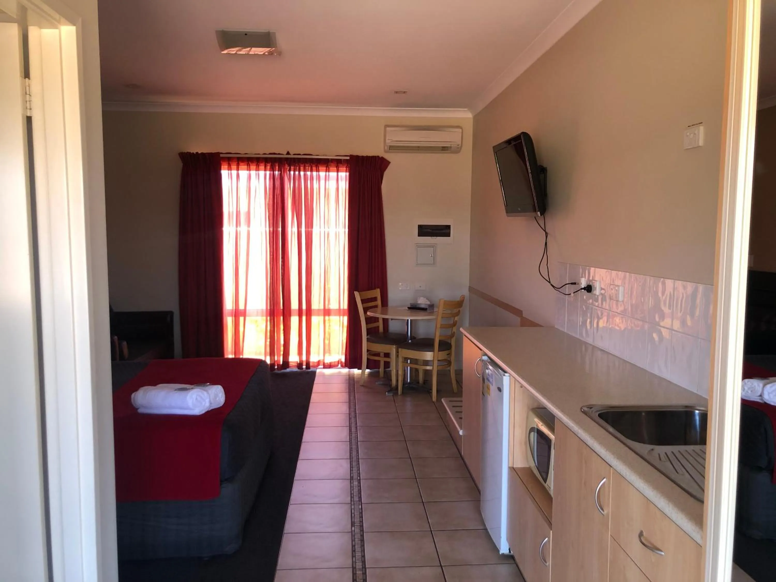 Deluxe Studio - single occupancy in Collie Ridge Resort