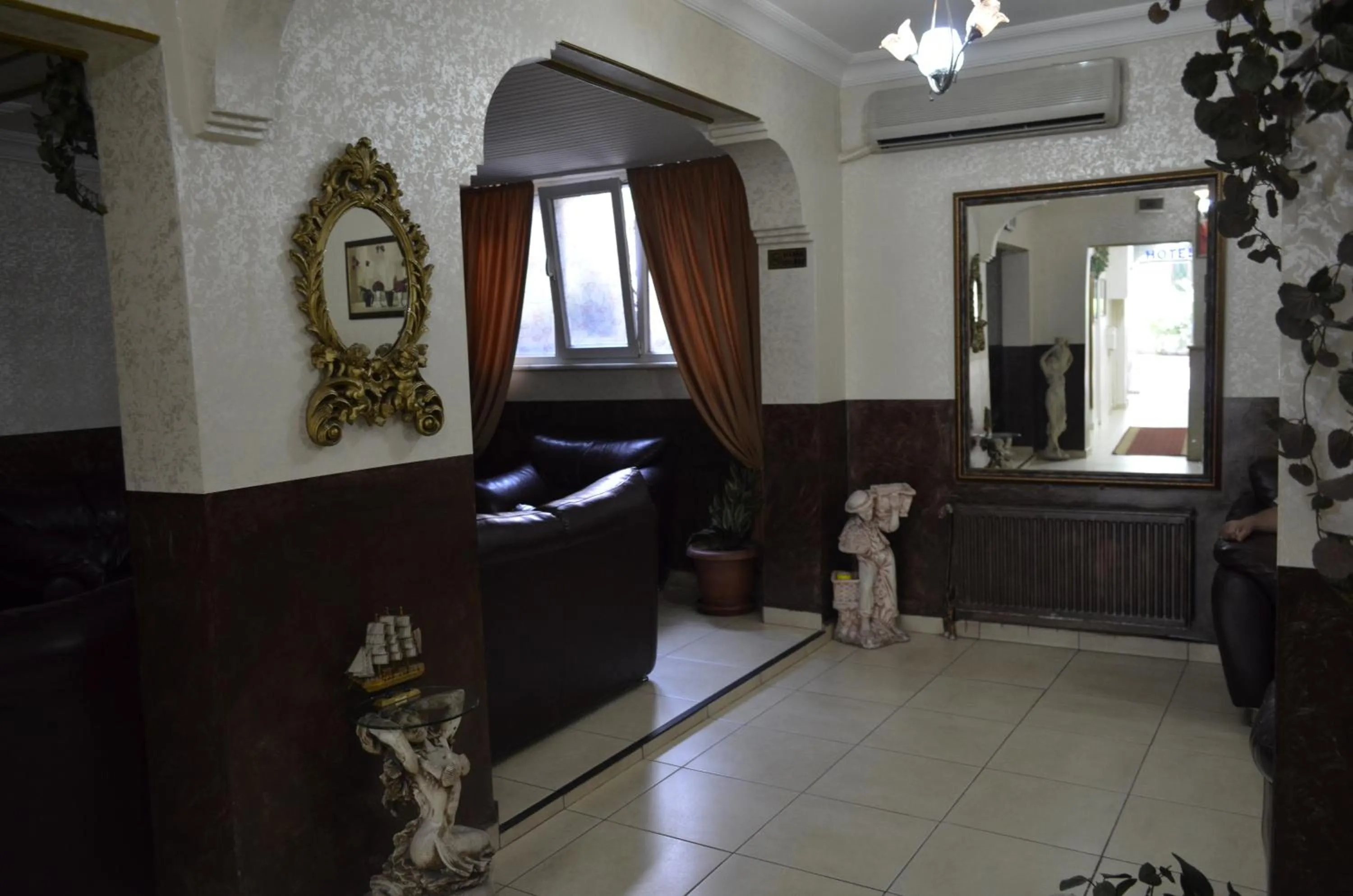 Seating area in Hotel Ekol