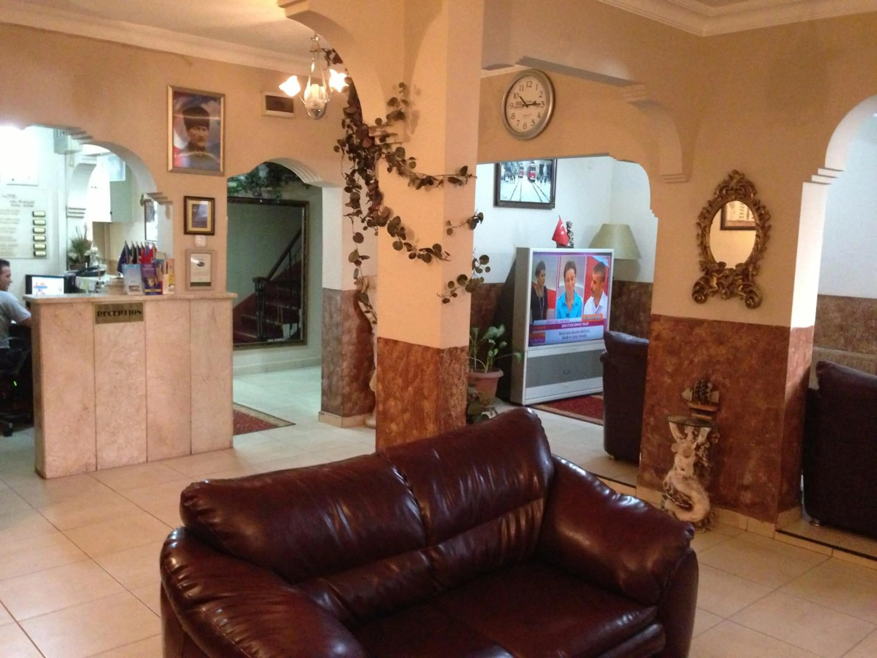 Lobby or reception in Hotel Ekol