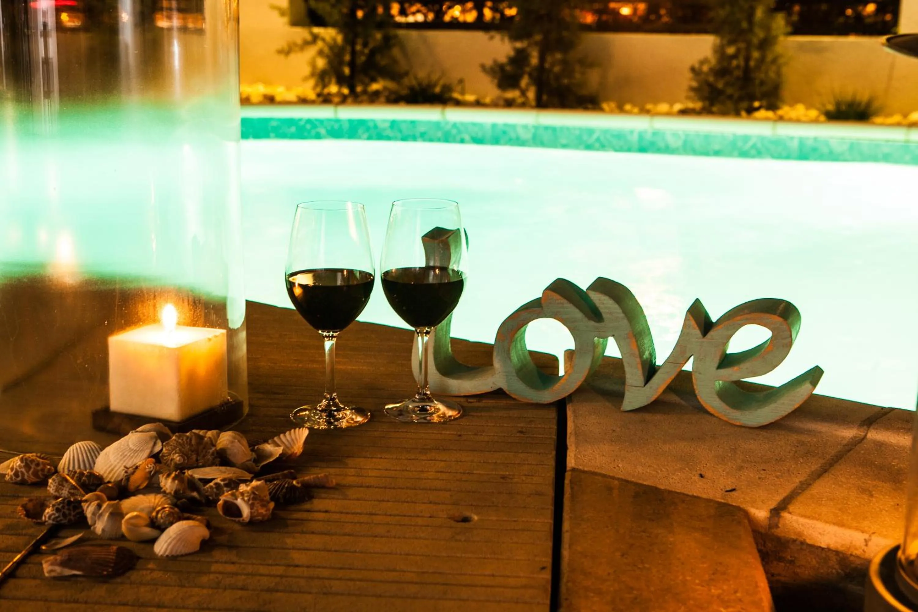 Swimming pool in El Locanda Boutique Hotel