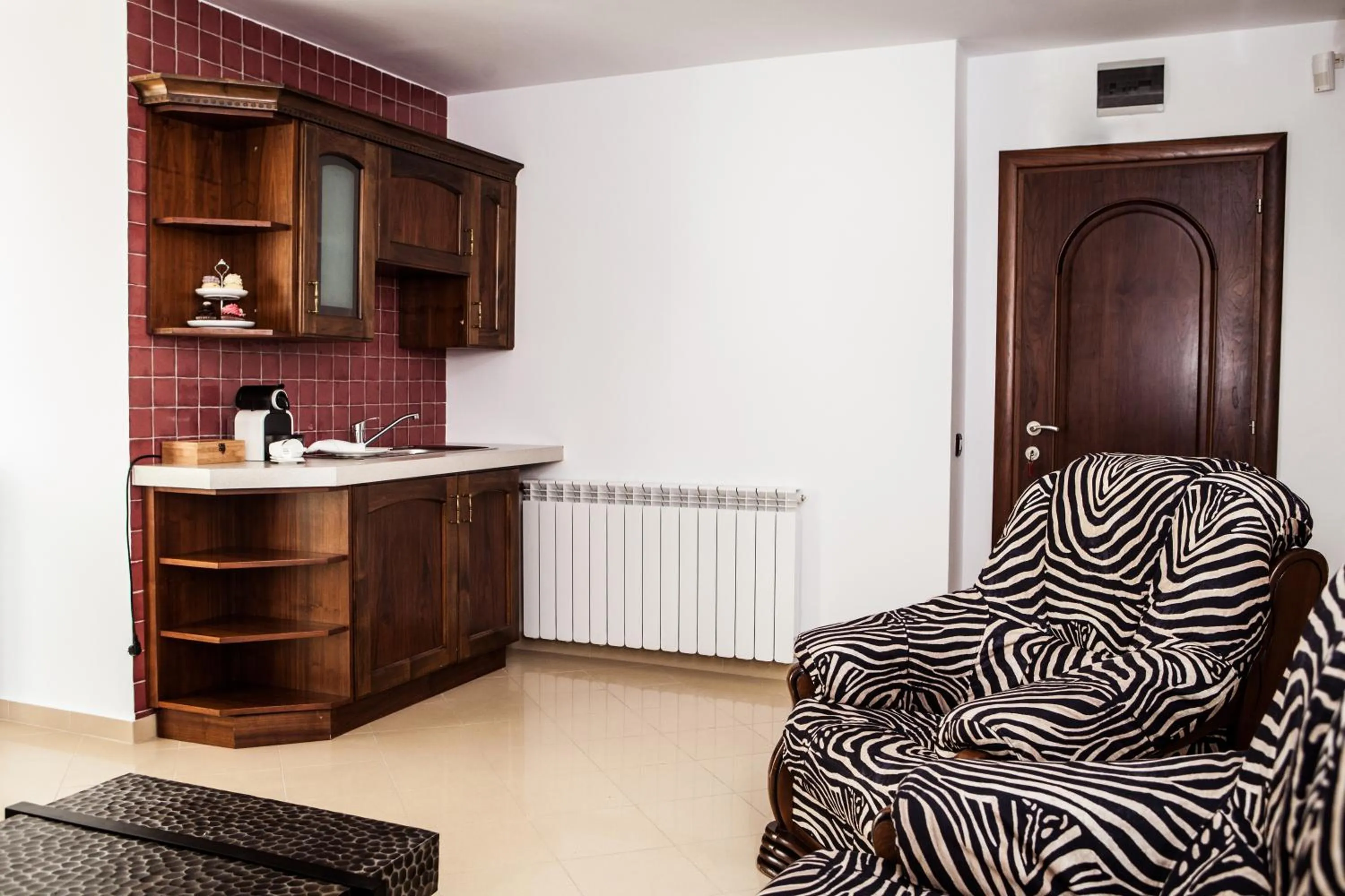 Kitchen or kitchenette in El Locanda Boutique Hotel