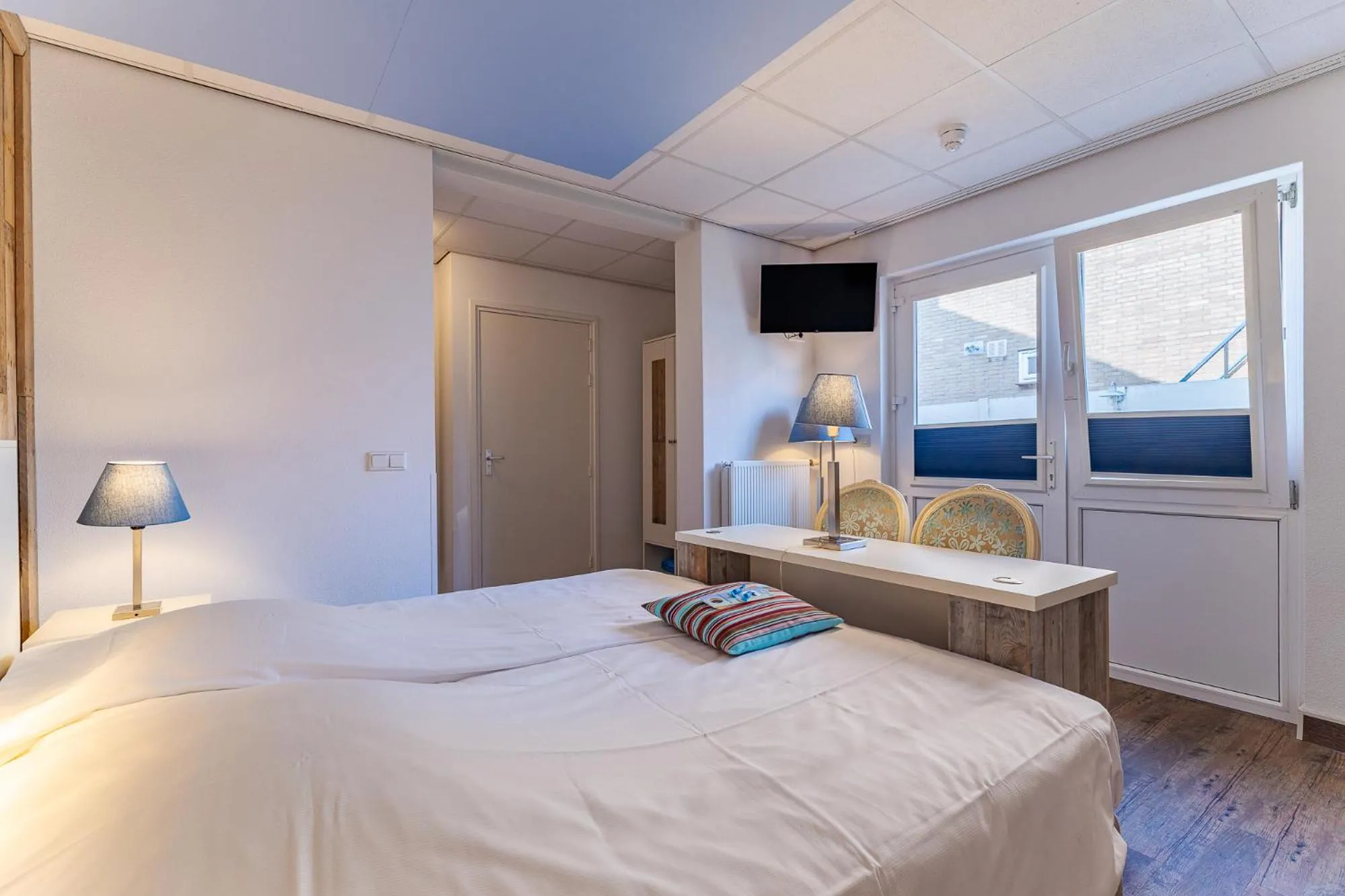 Bed in Hotel Kijkduin