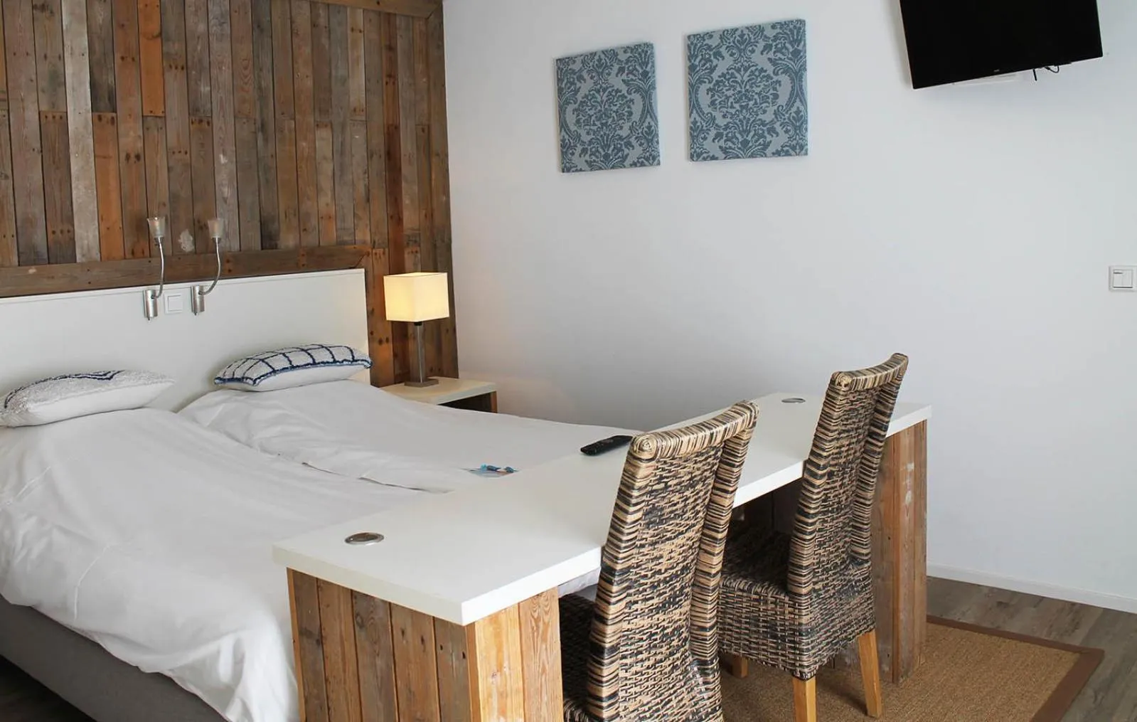 Bed in Hotel Kijkduin