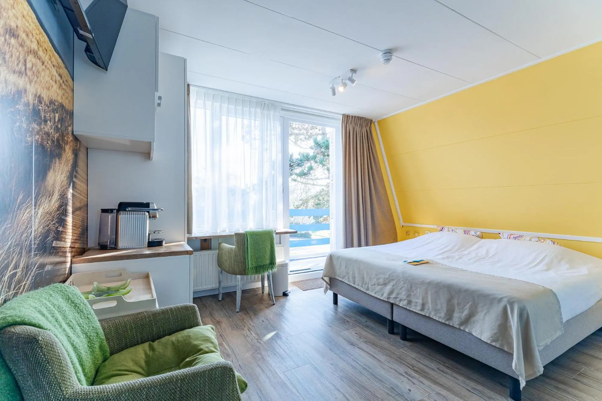 Bed in Hotel Kijkduin