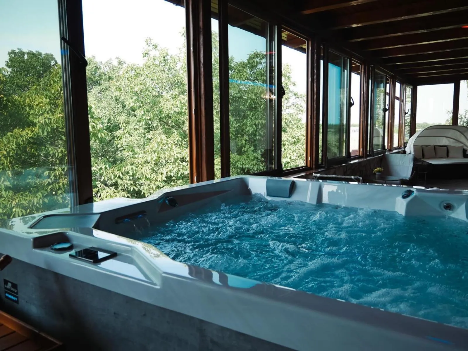 Hot Tub in Hanu lui Gica Spa