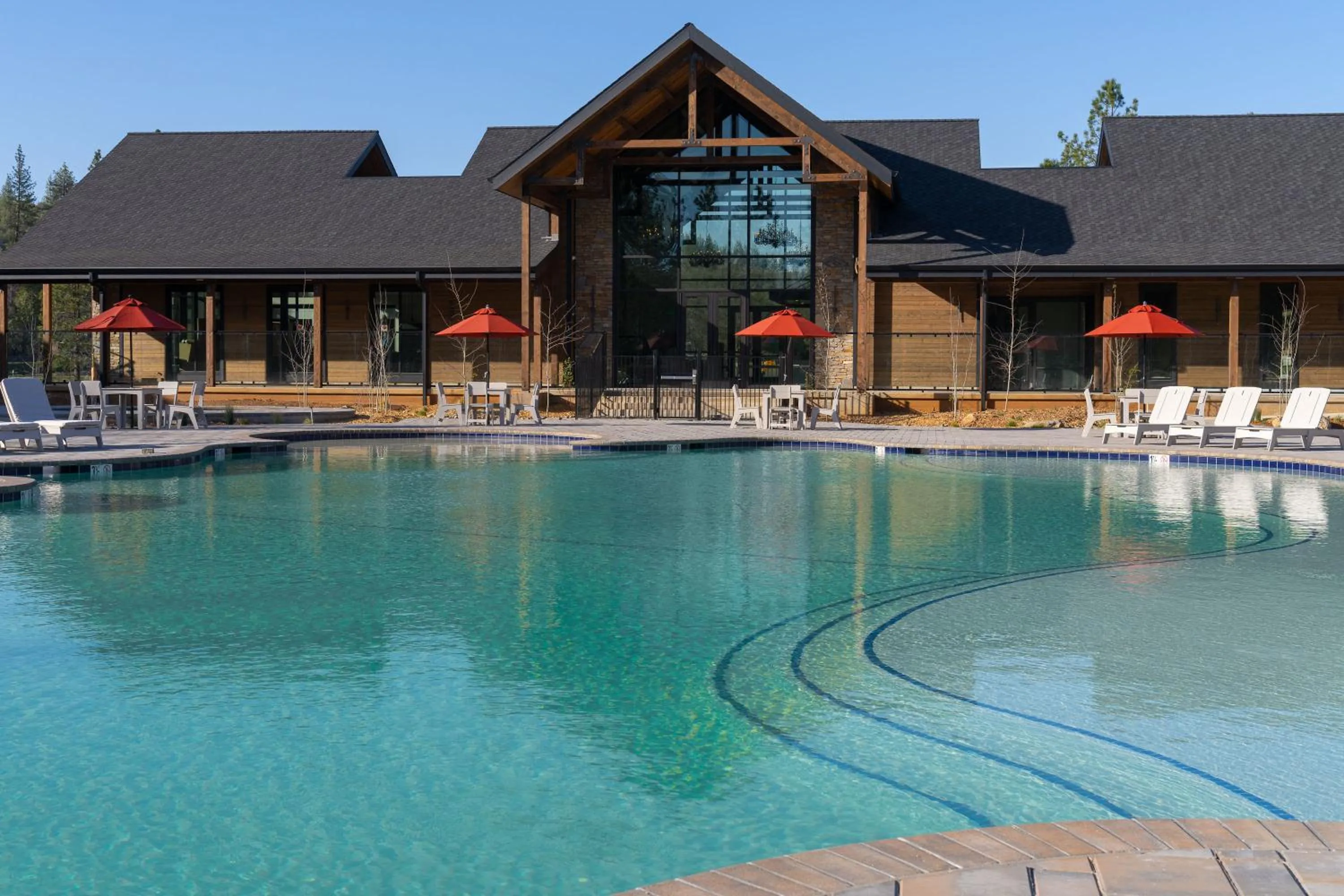 Pool view in Firefall Ranch Yosemite