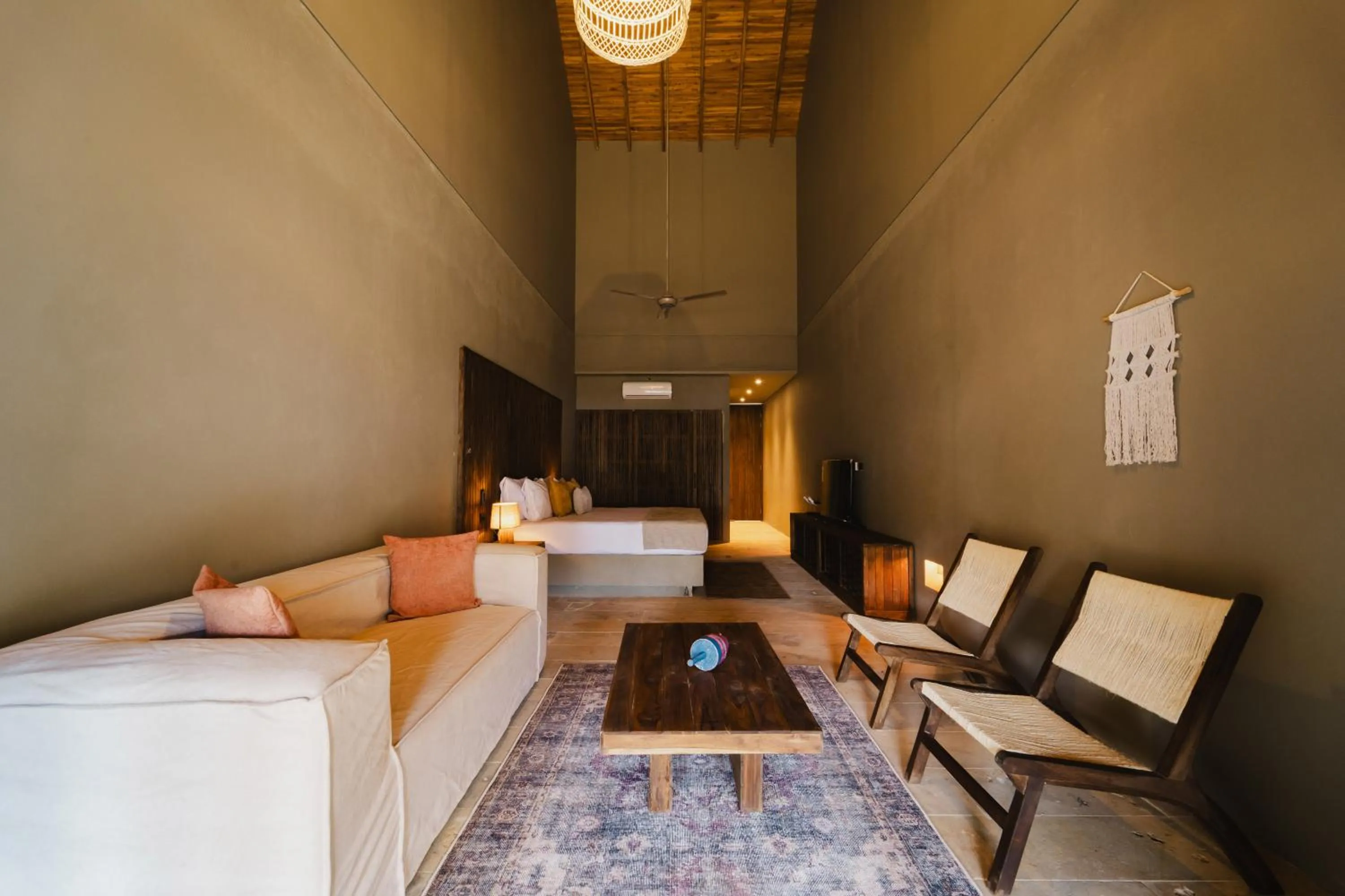 Photo of the whole room, Bed in Naio Hotel y Villas By OxoHotel