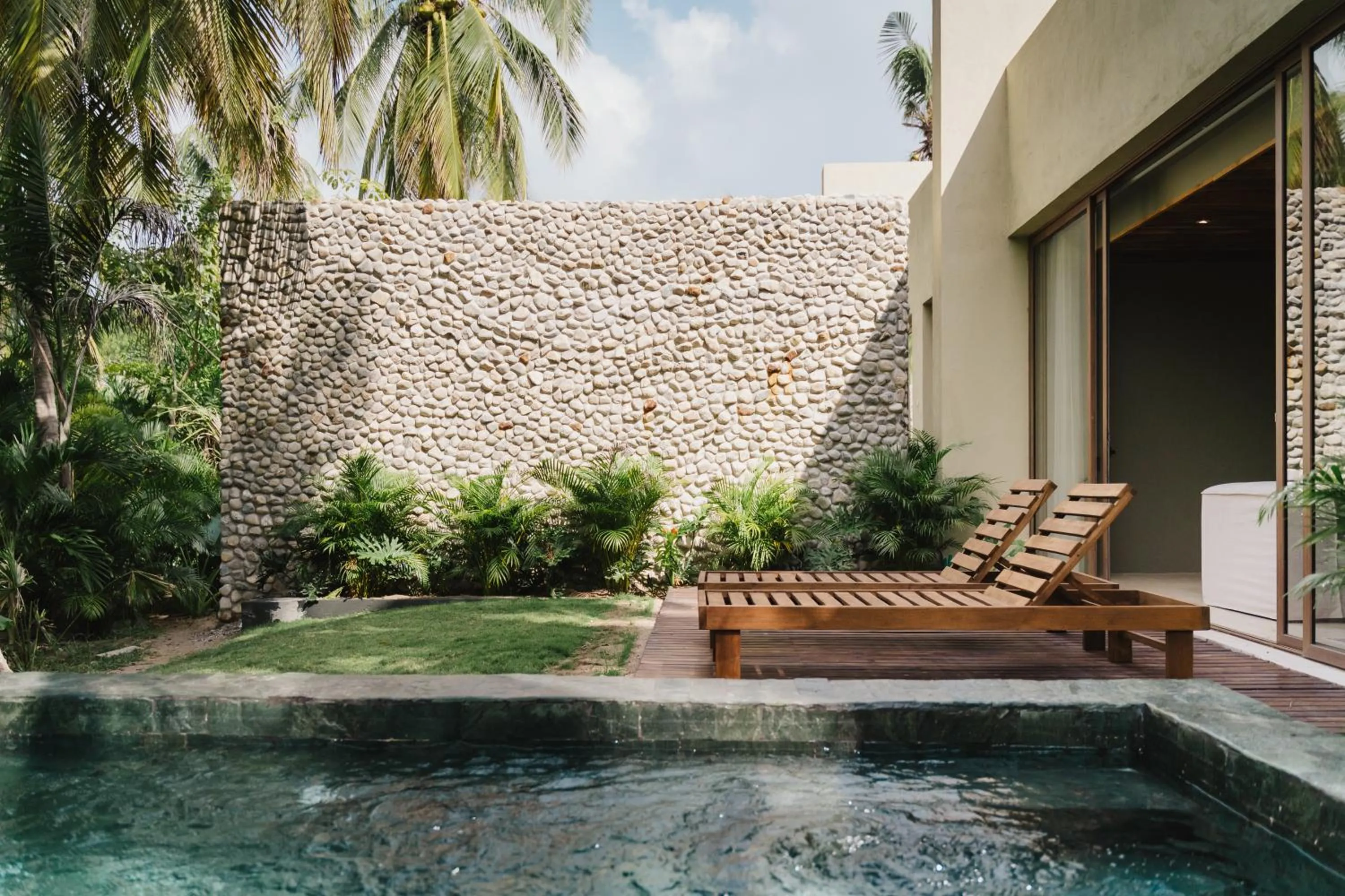 Living room in Naio Hotel y Villas By OxoHotel