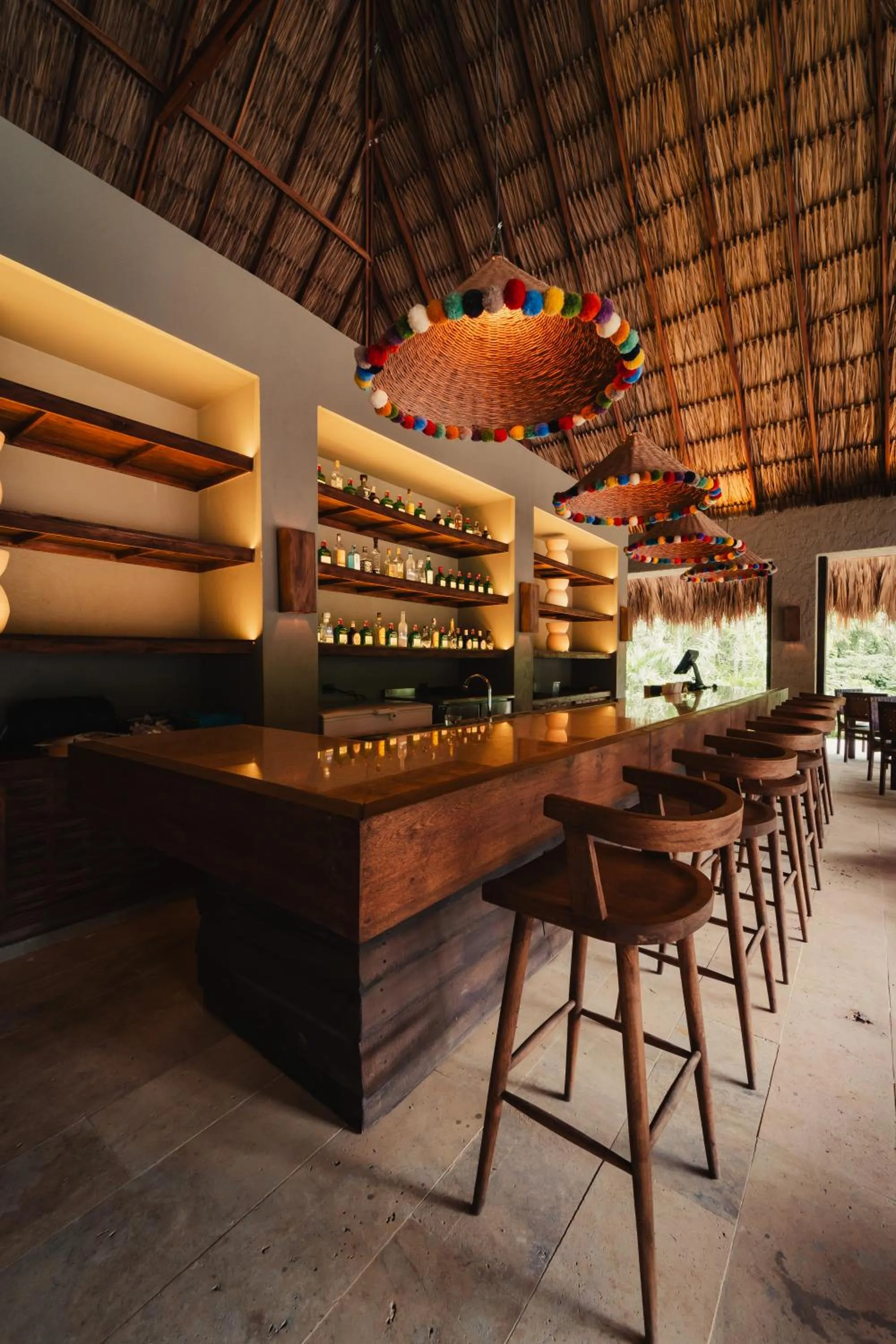 Restaurant/places to eat in Naio Hotel y Villas By OxoHotel