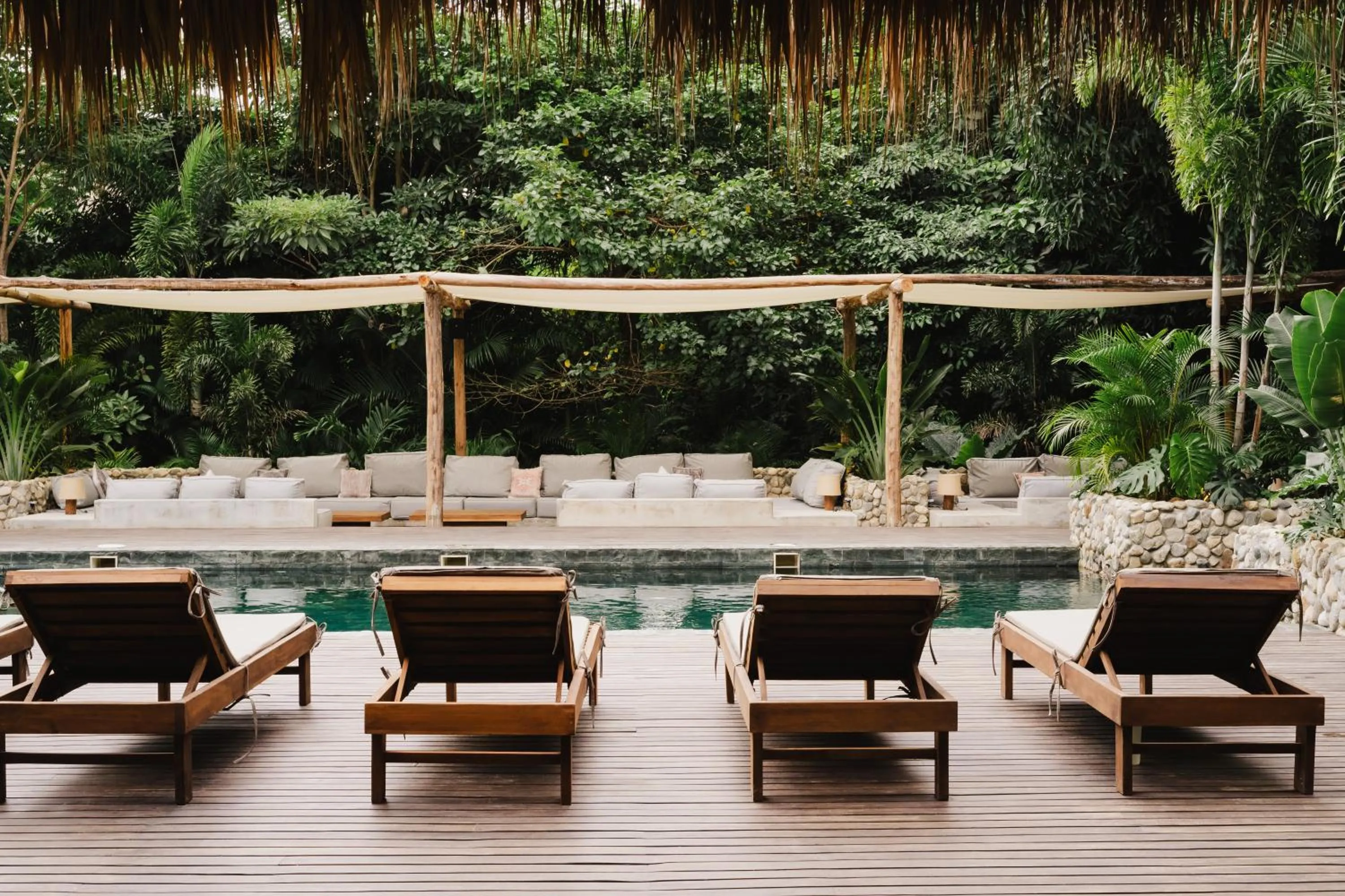 Pool view in Naio Hotel y Villas By OxoHotel