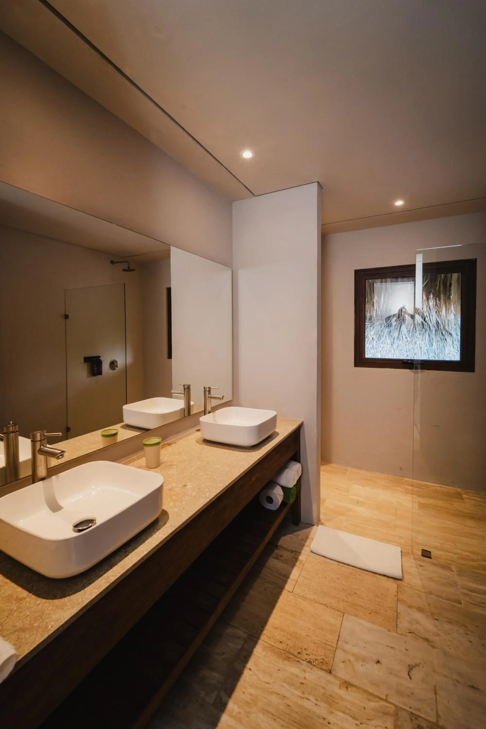 Bath in Naio Hotel y Villas By OxoHotel