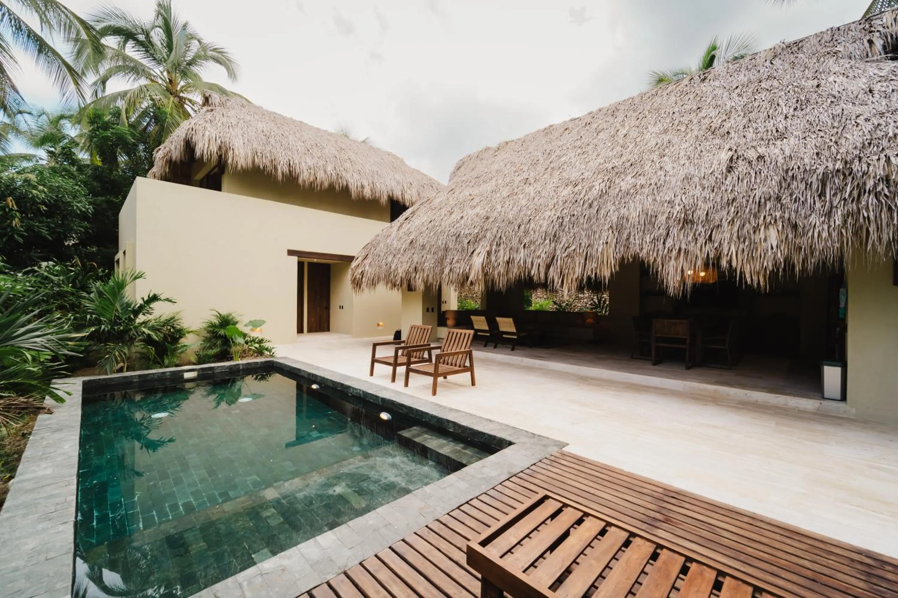 Pool view in Naio Hotel y Villas By OxoHotel