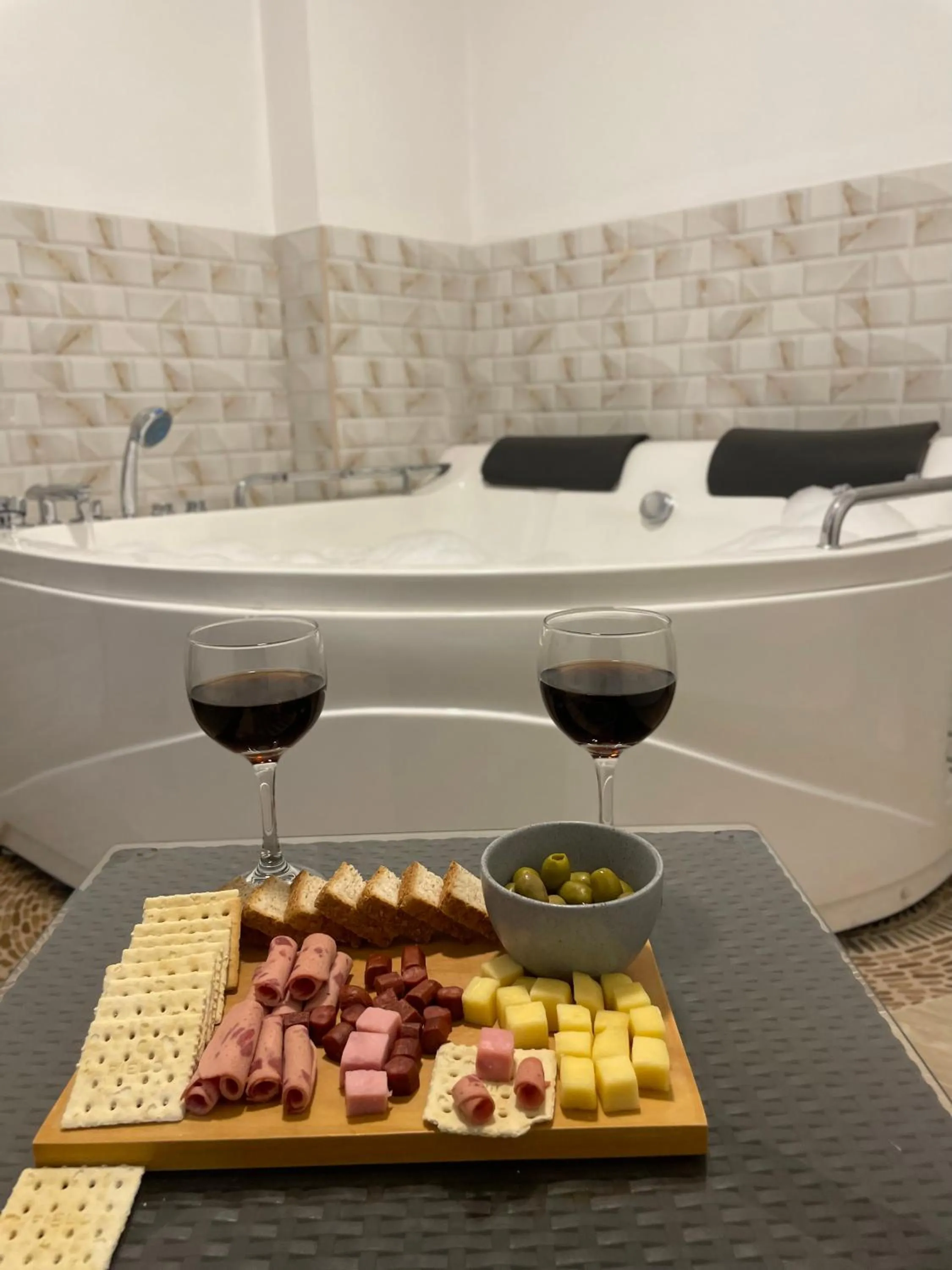 EL ALAMO, EJECUTIVO Y SPA