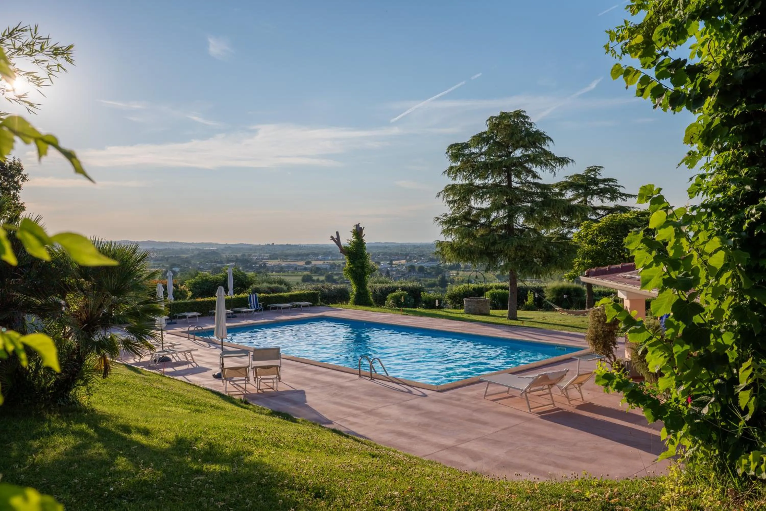 Garden view in Villa Dell' Artista - Villa Anna