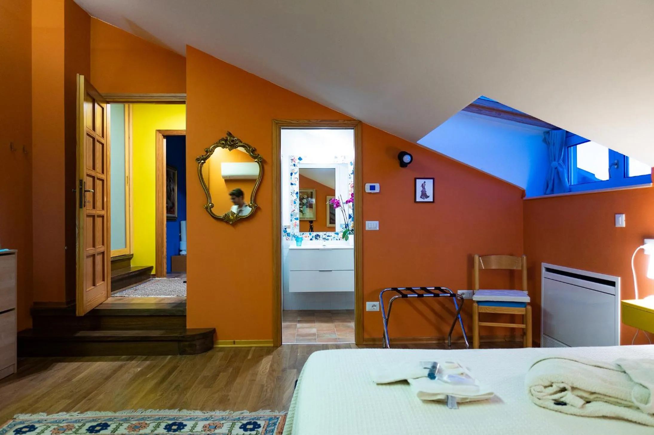 Photo of the whole room, Bed in Villa Dell' Artista - Villa Anna