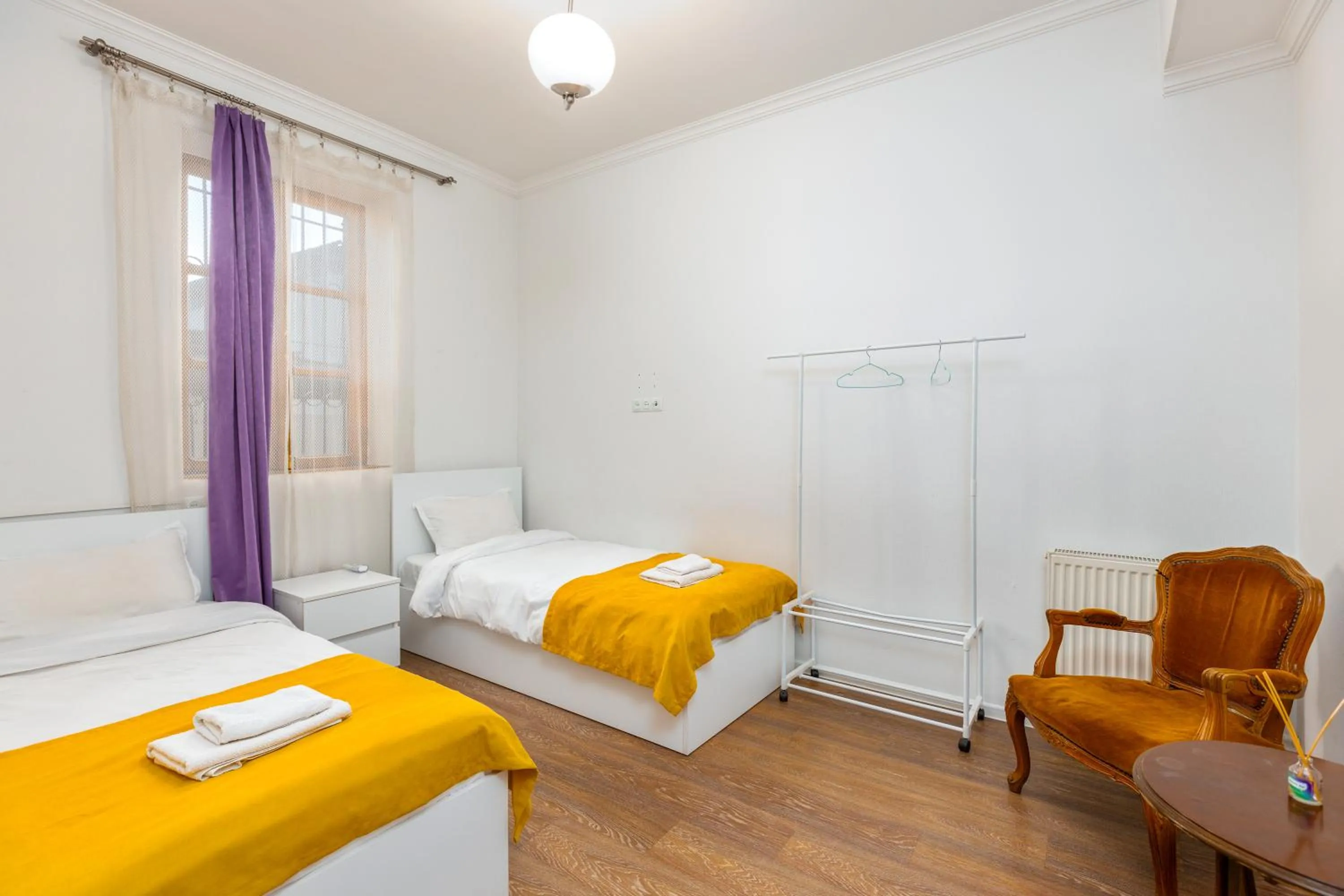 internet, Bed in Sunny Hotel Tbilisi