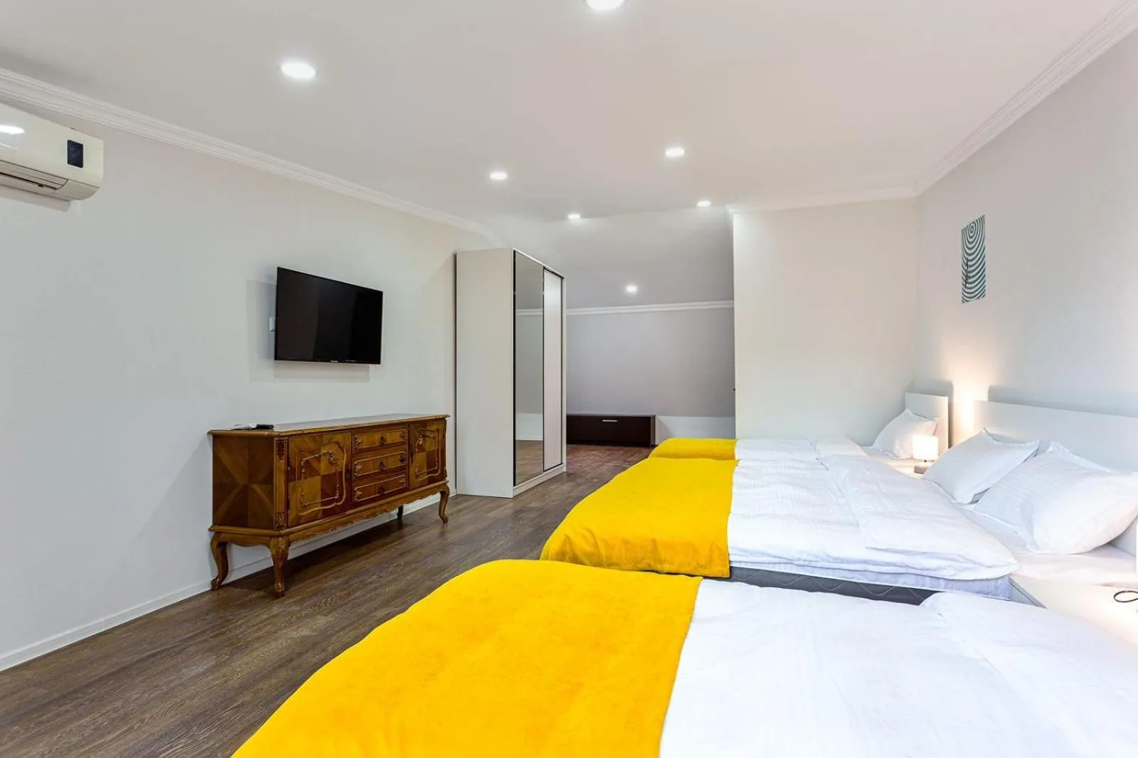 Photo of the whole room, Bed in Sunny Hotel Tbilisi