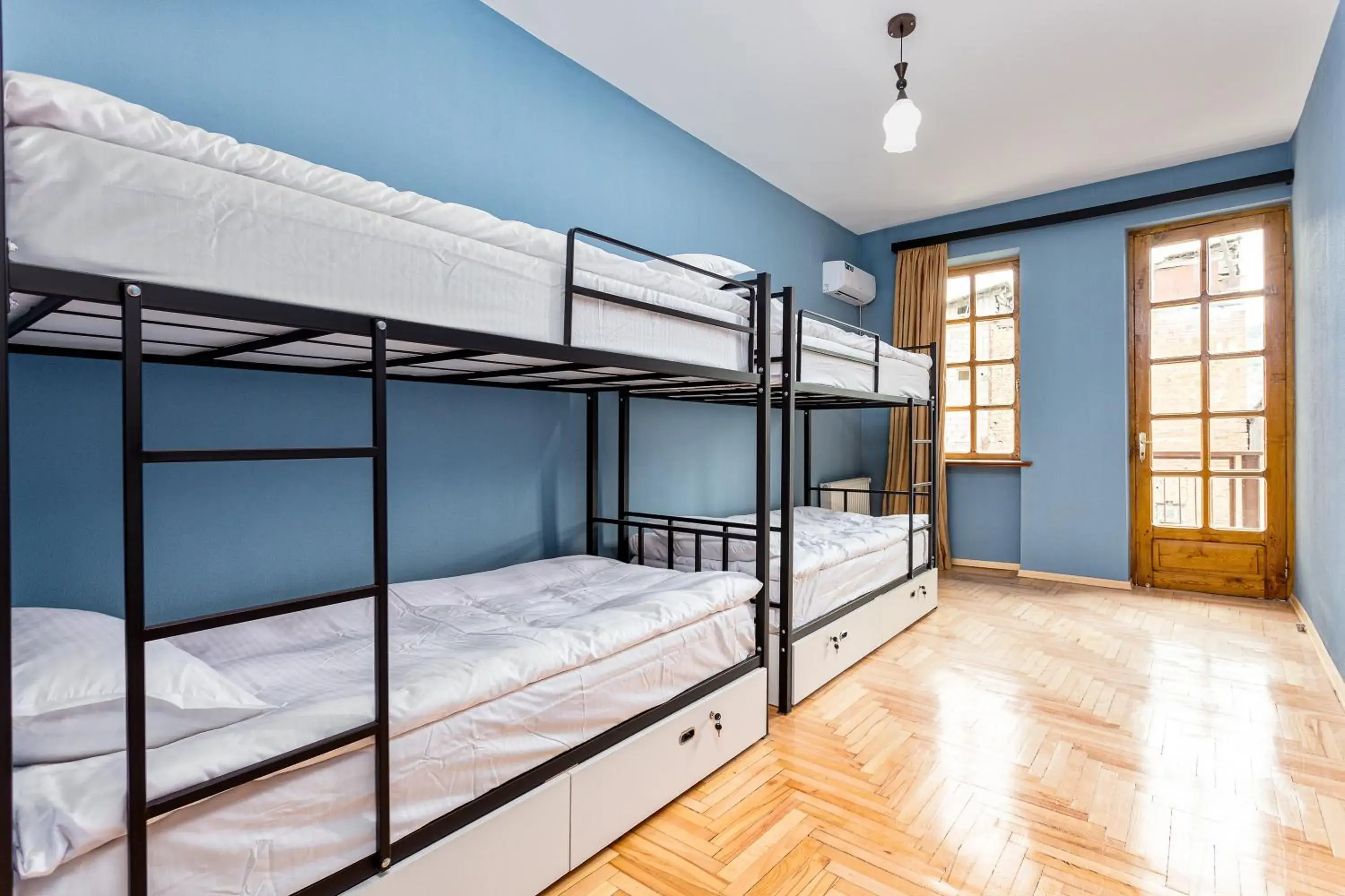 Bed in 4-Bed Mixed Dormitory Room in Sunny Hotel Tbilisi Bed in 4-Bed Mixed Dormitory Room in Sunny Hotel Tbilisi