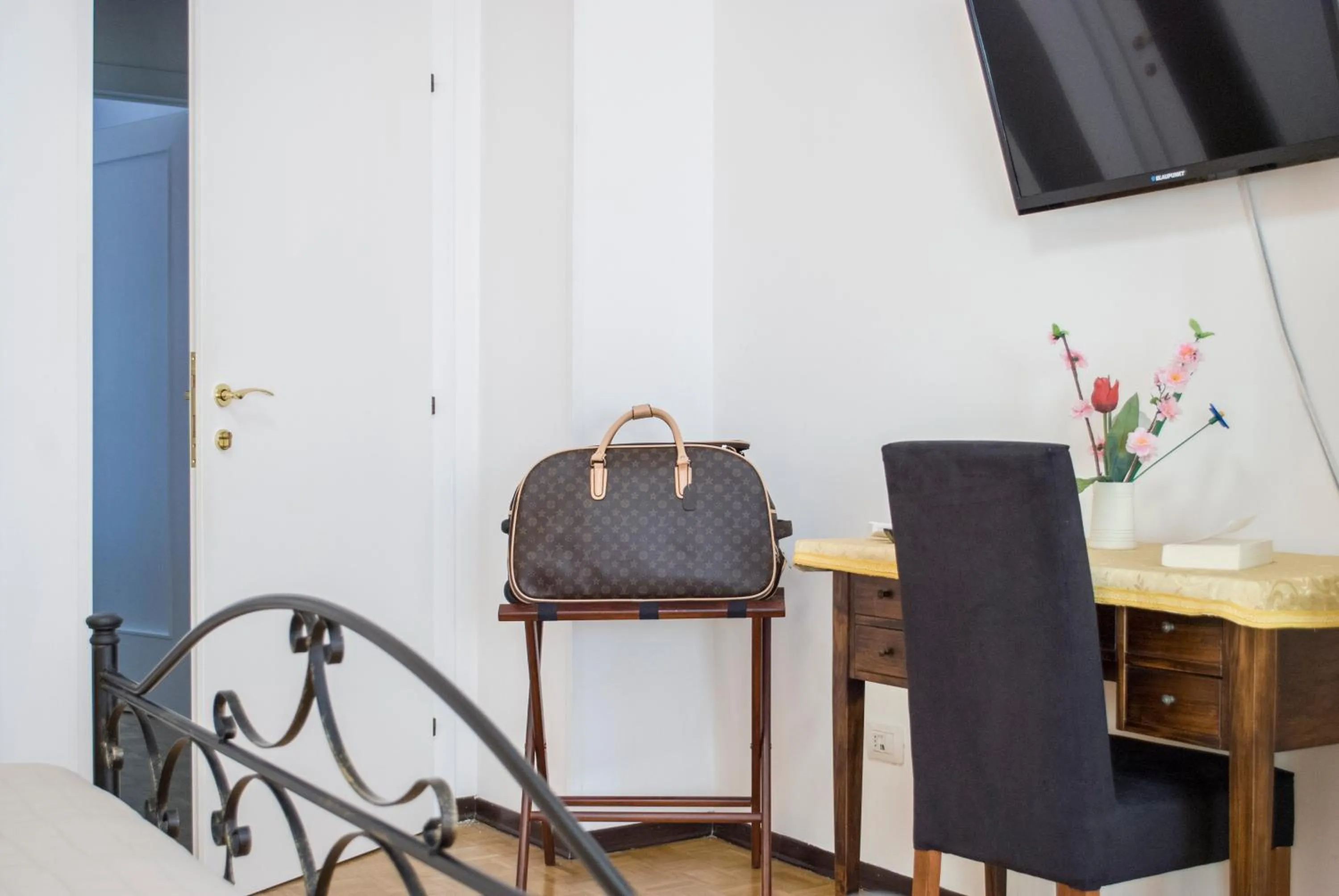 Decorative detail in Il Tacco Dello Stivale