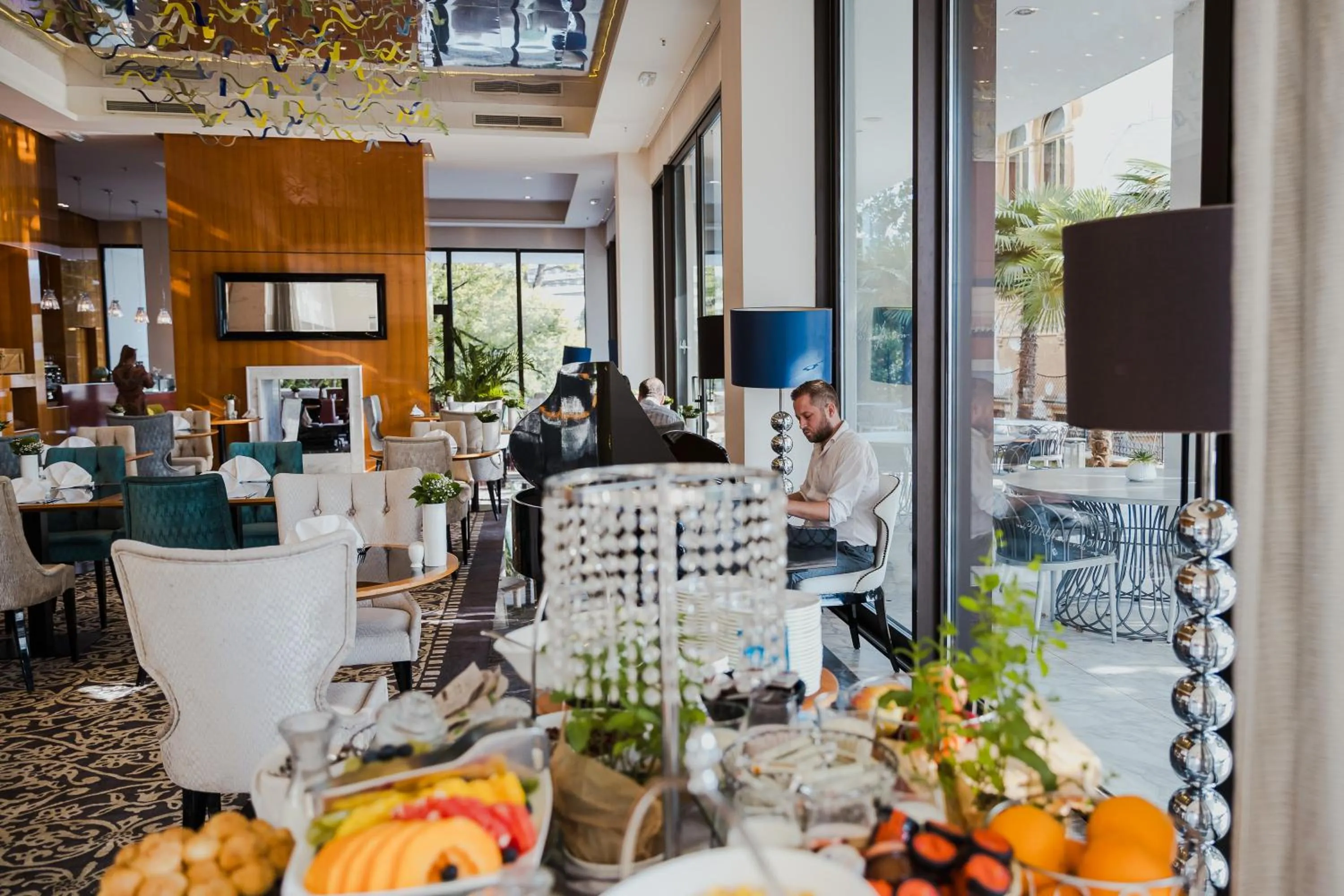 Restaurant/places to eat in Amadria Park Hotel Royal