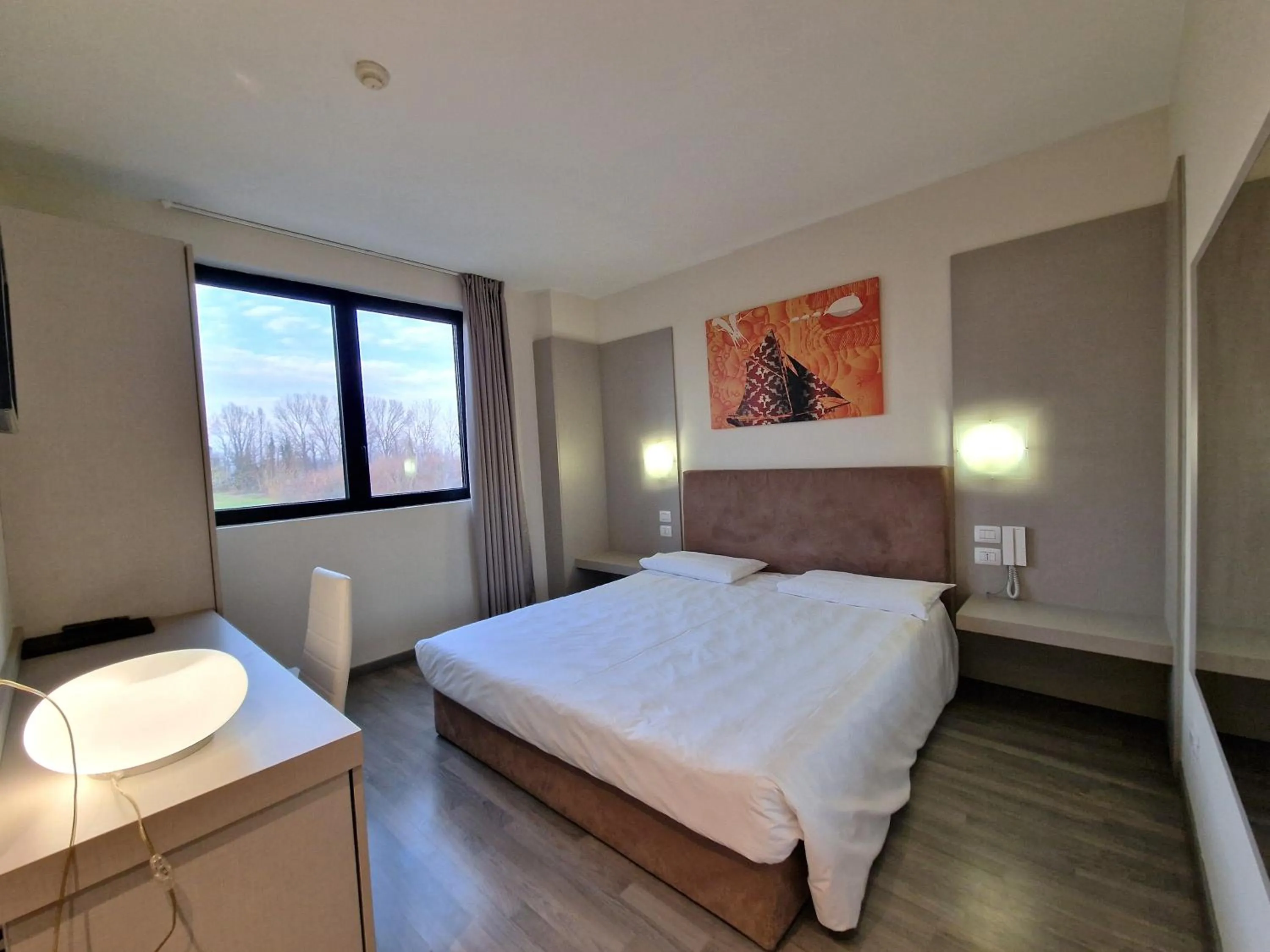 Bed in Hotel Motel Piu'