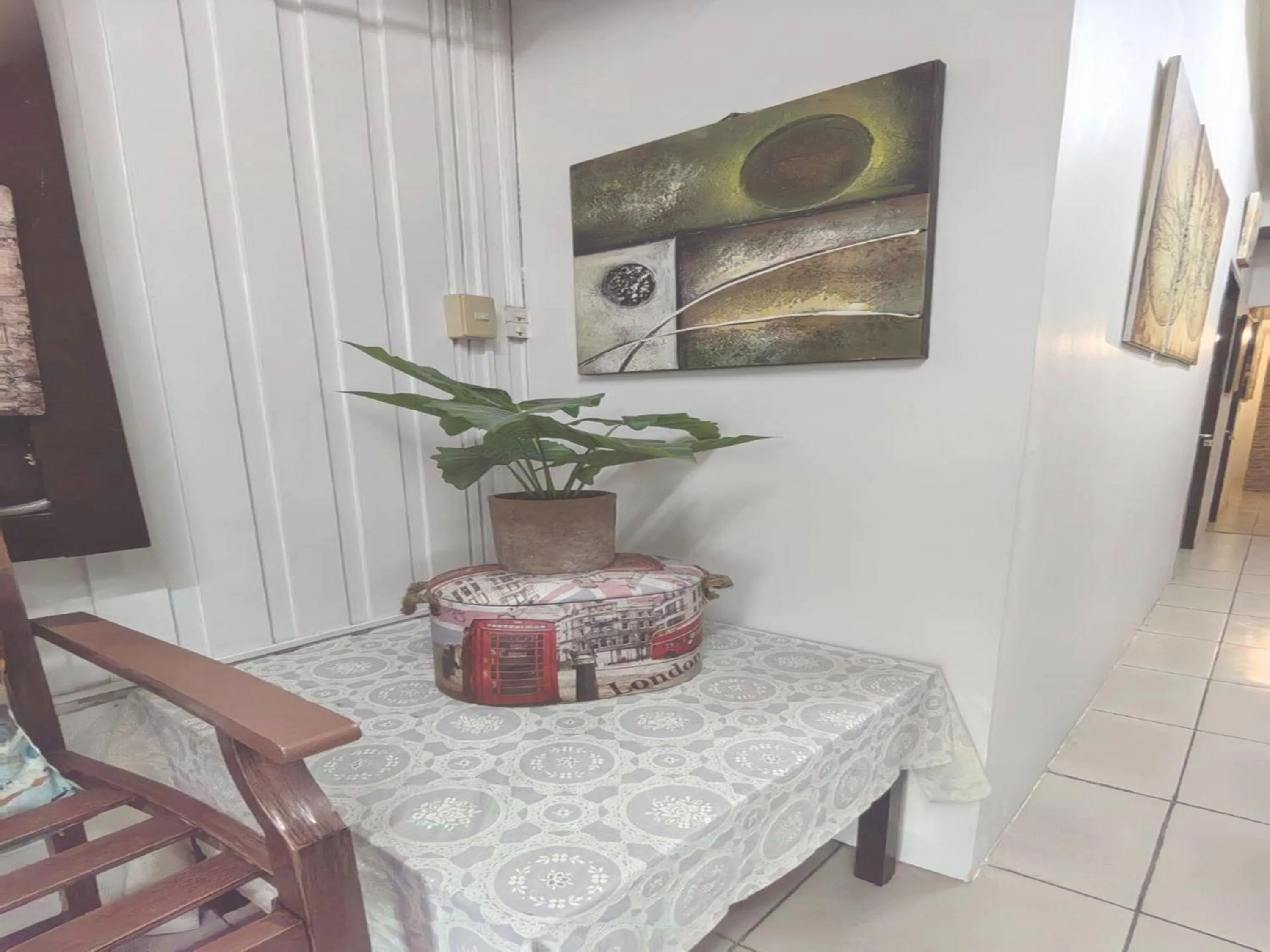 Seating area in Nappers Hostel