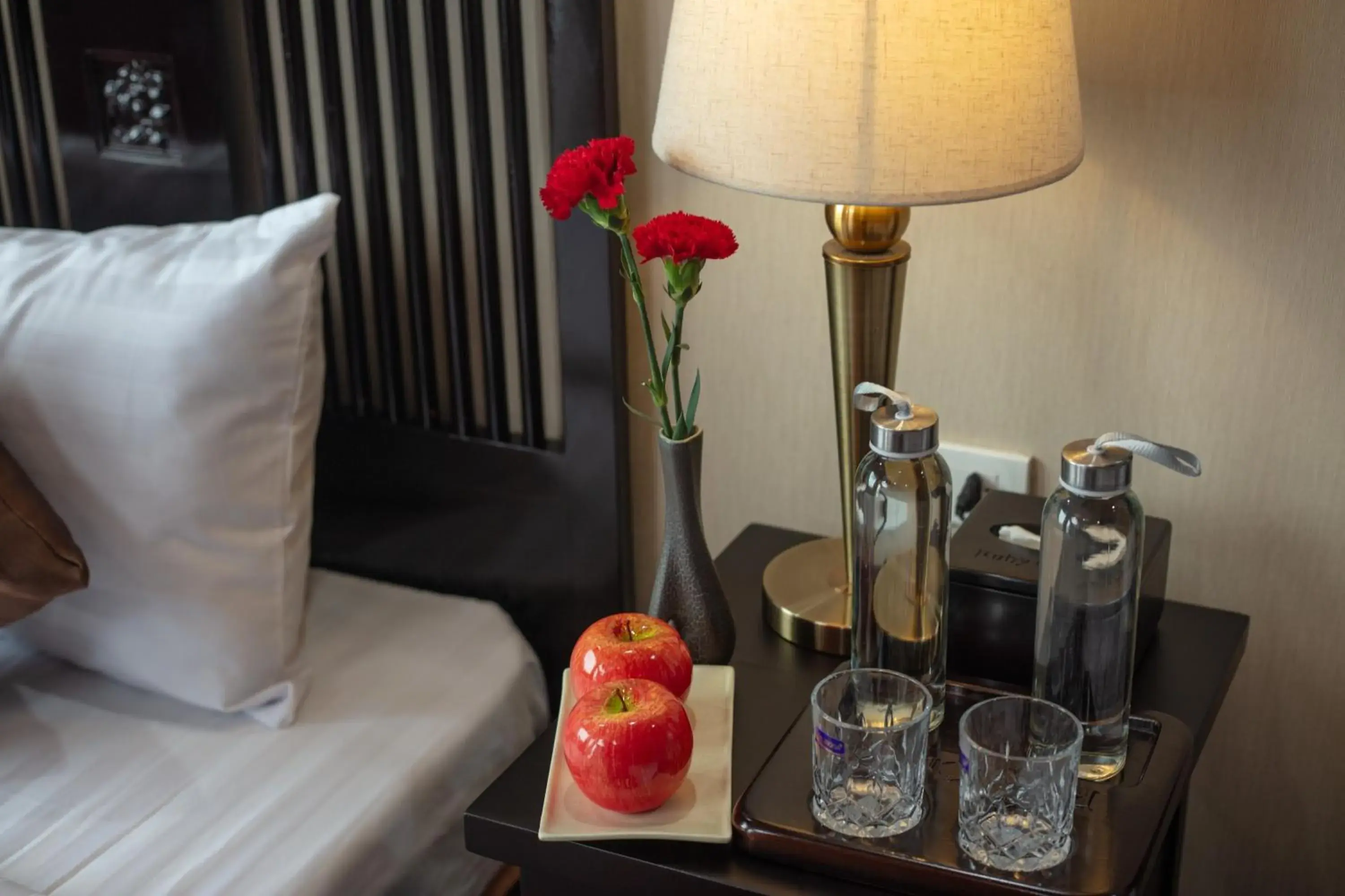 Deluxe Twin Room with Sea View in Ruby Cruise Deluxe Twin Room with Sea View in Ruby Cruise