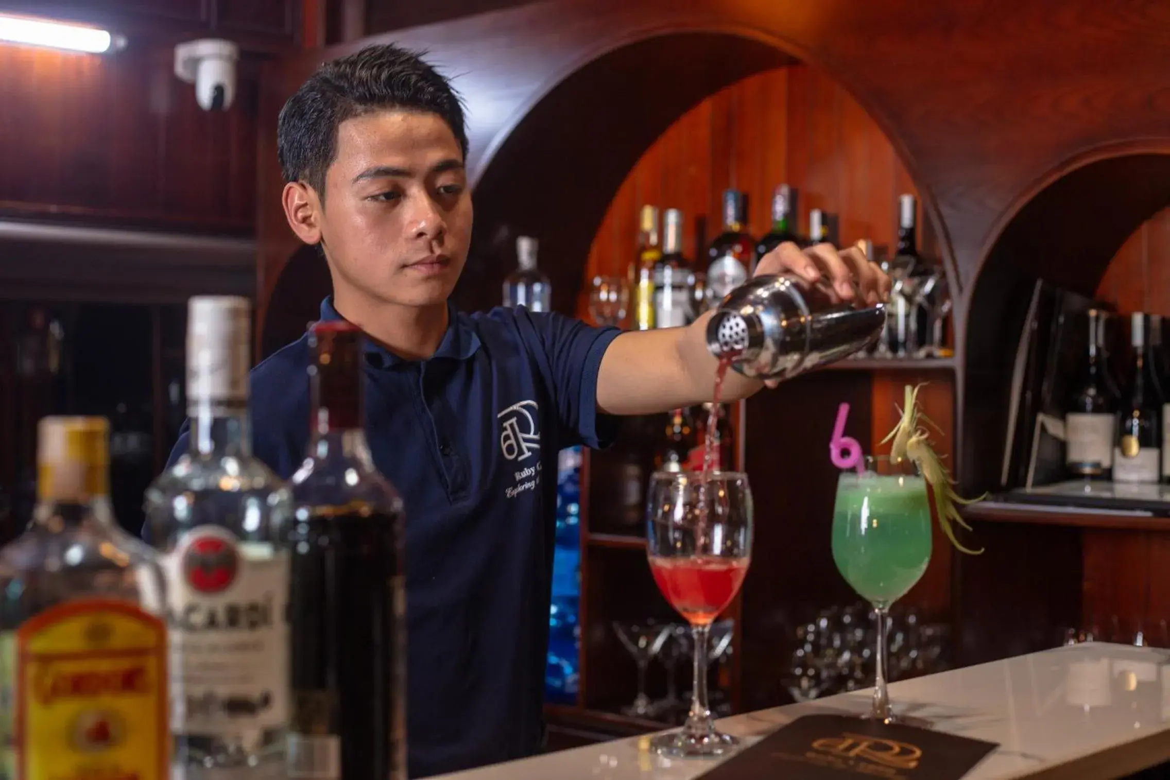 Lounge or bar in Ruby Cruise Lounge or bar in Ruby Cruise