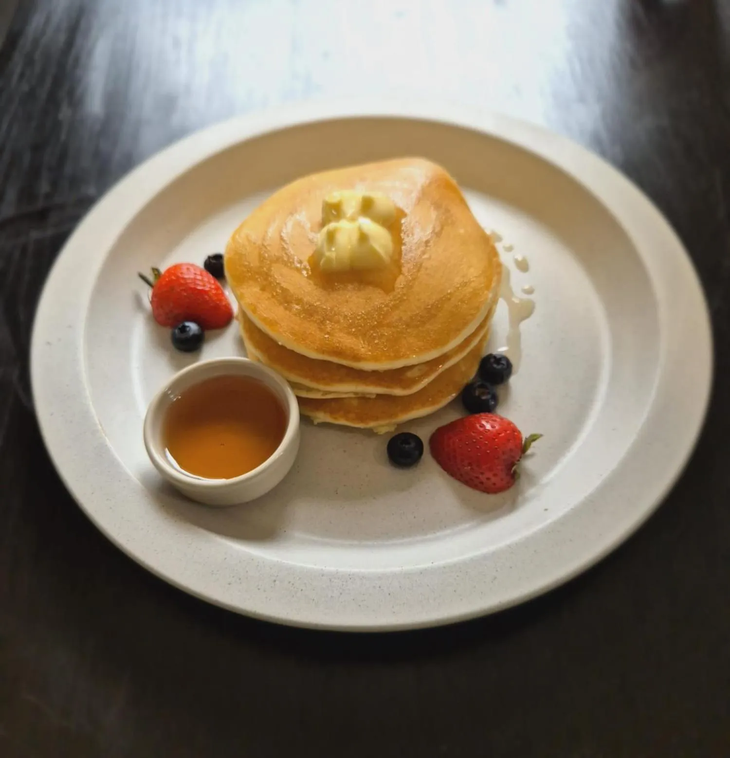 Food in Isara Nai Yang resort