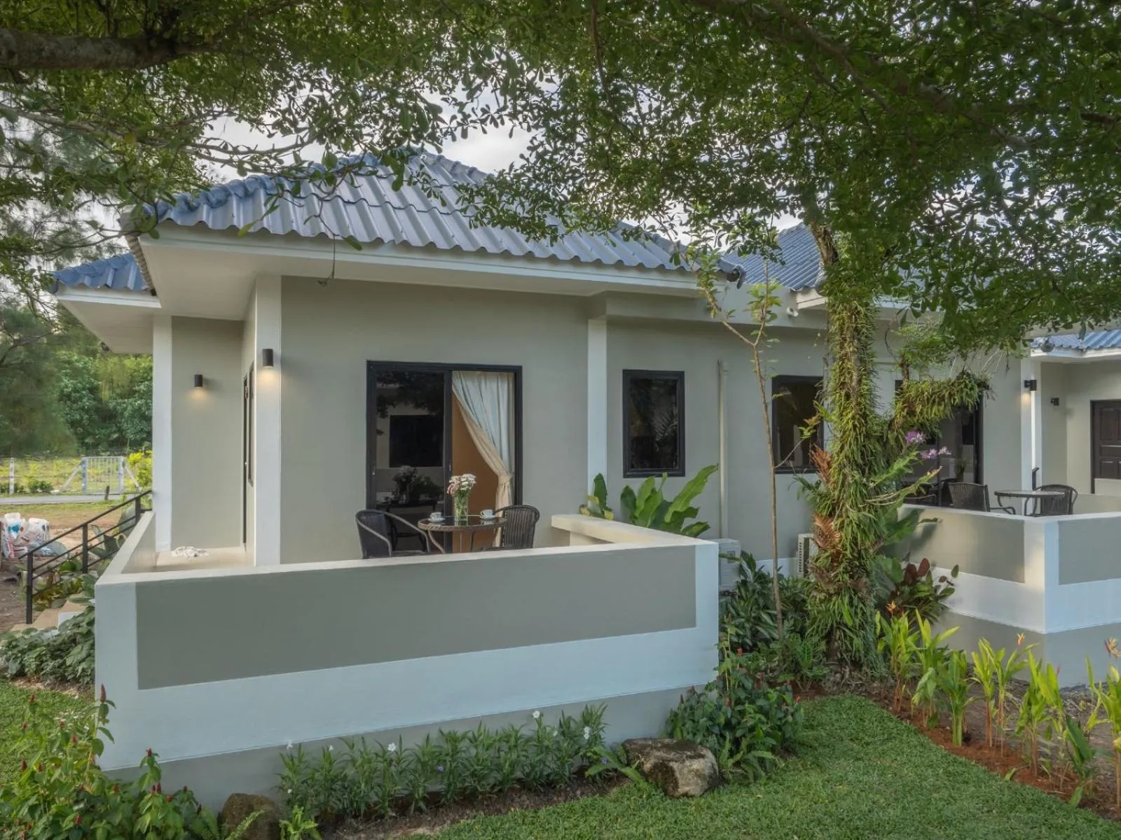 Patio in Isara Nai Yang resort