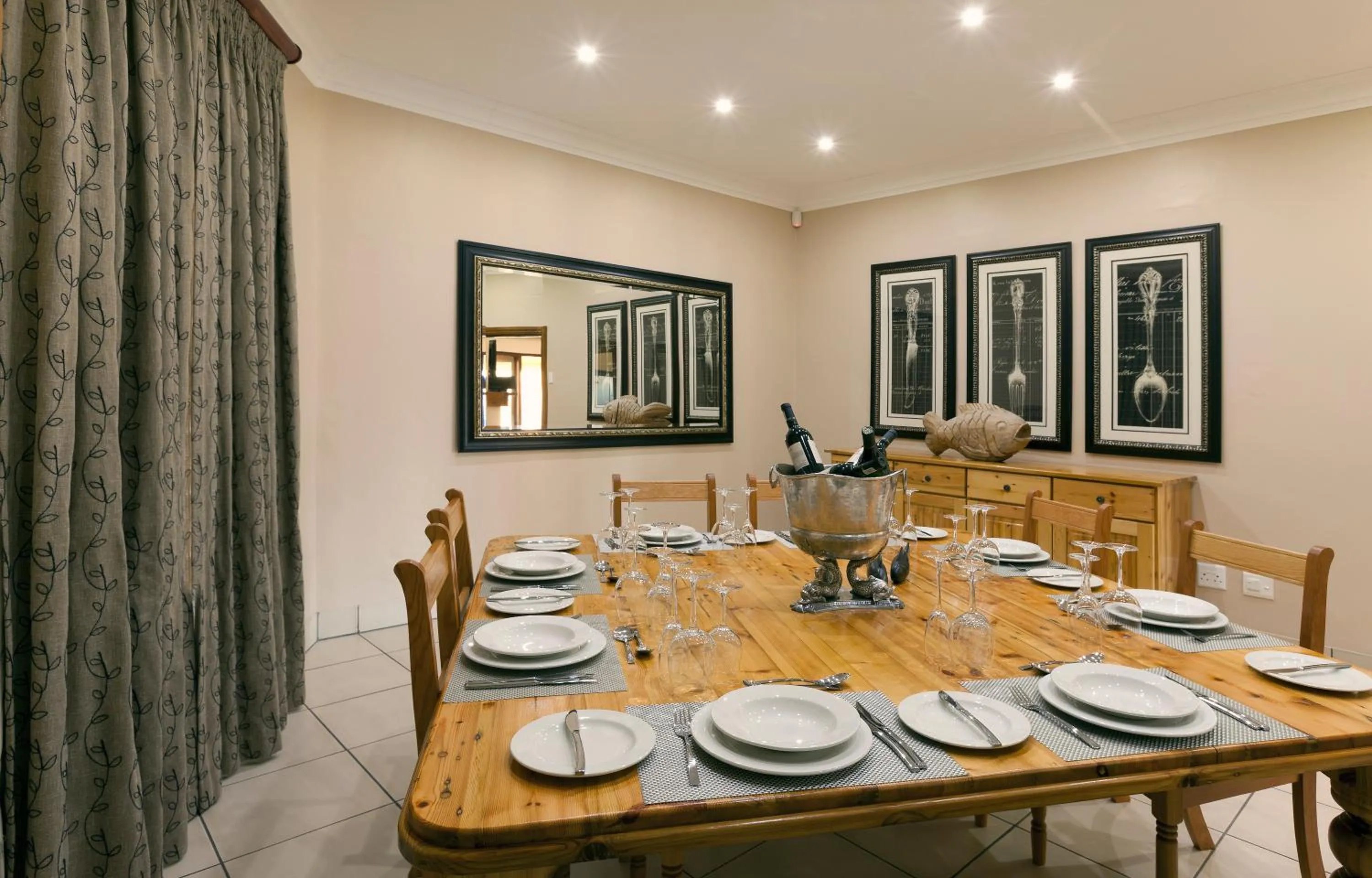 Food and drinks in Whispering Waters