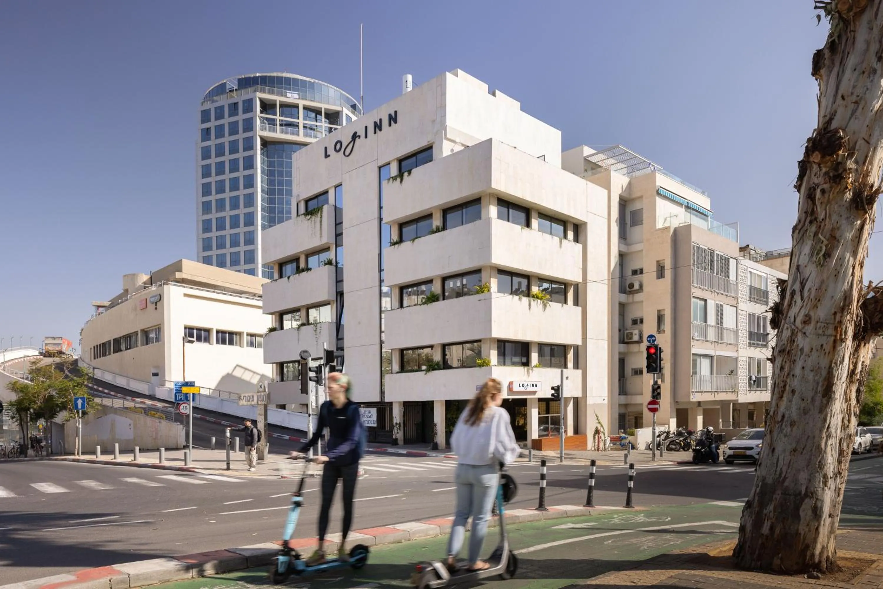 Property building in Savanna - by Loginn Tel-Avivian hotels