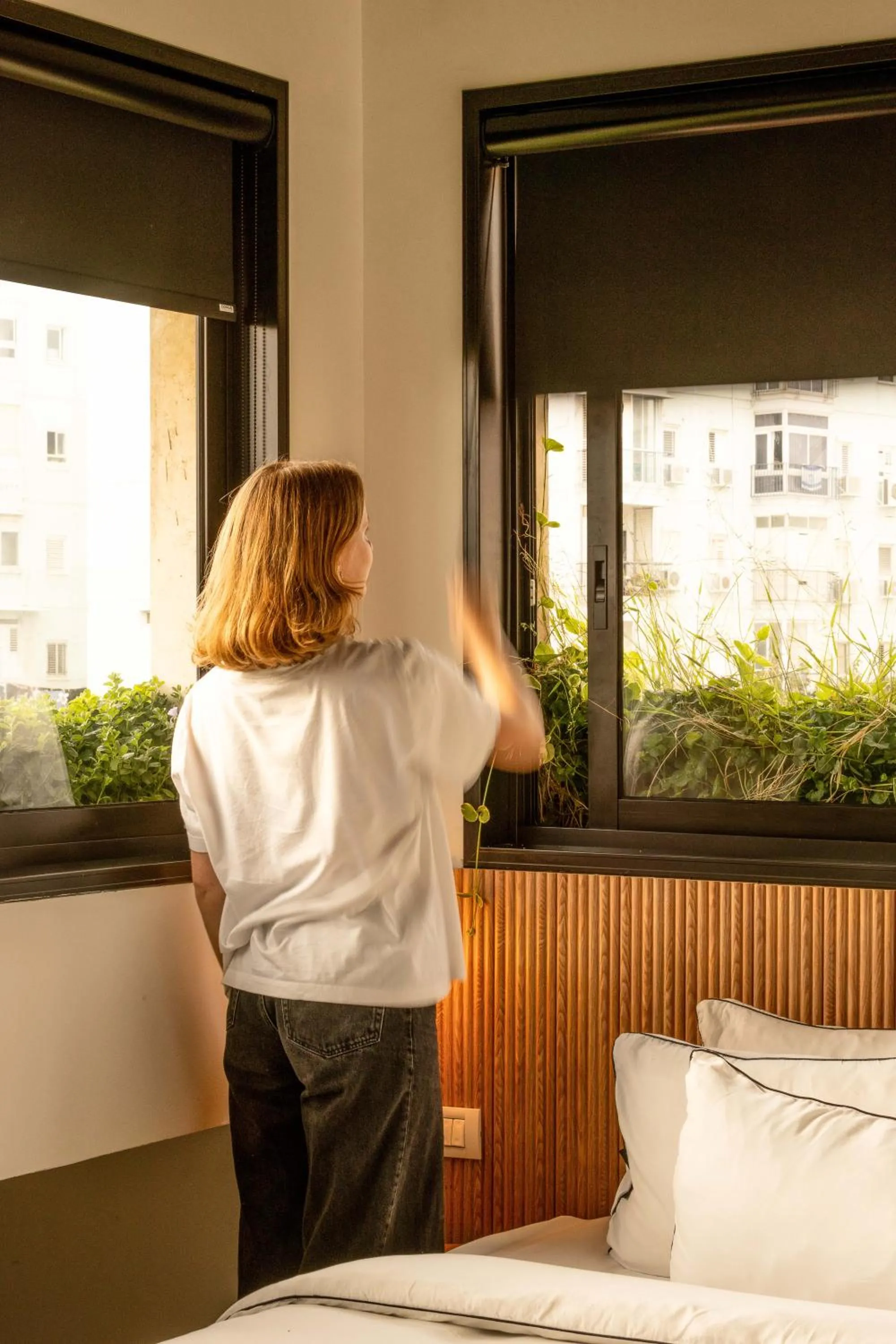 People, Bed in Savanna - by Loginn Tel-Avivian hotels