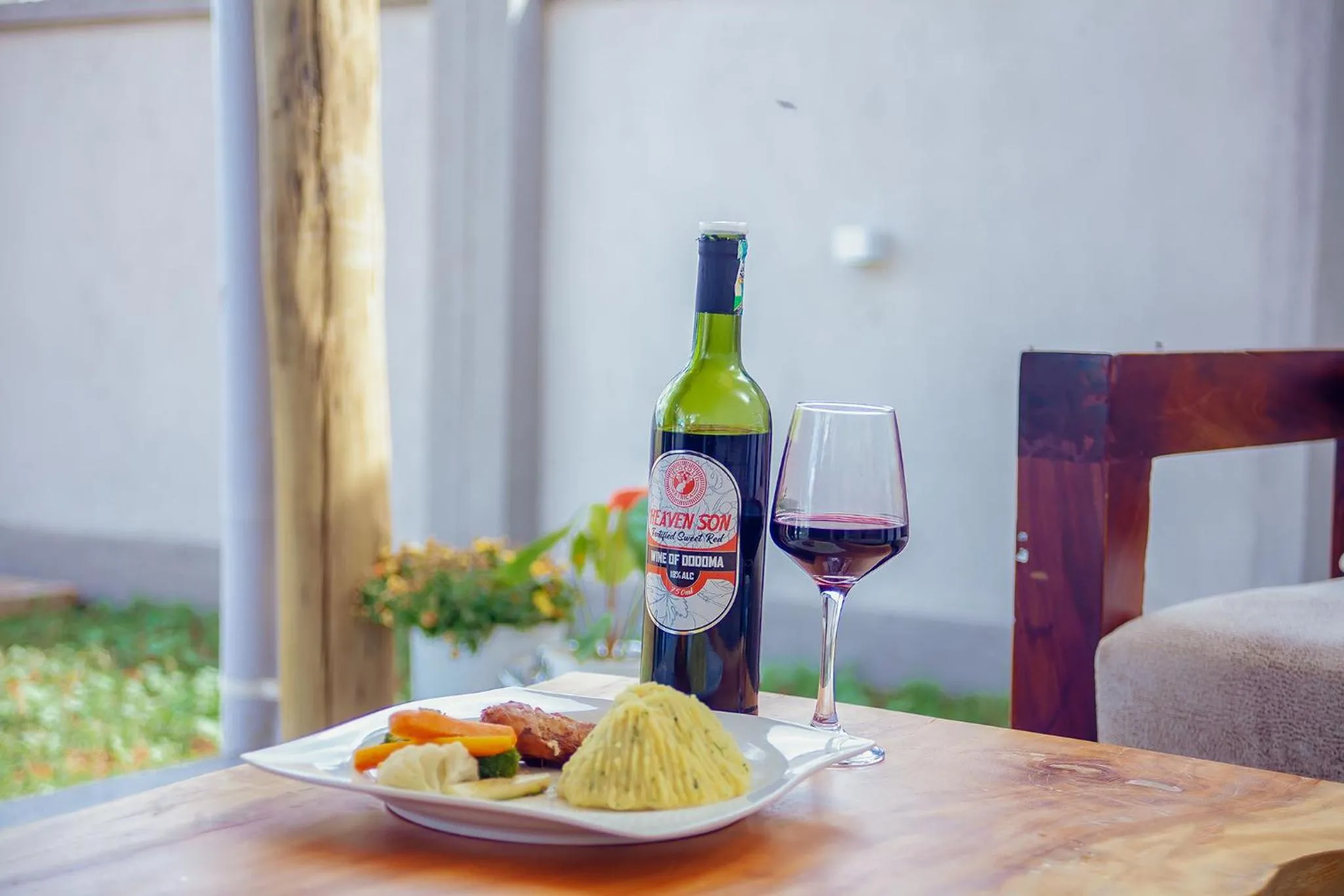 Restaurant/places to eat in Teranga Lodge and Restaurant