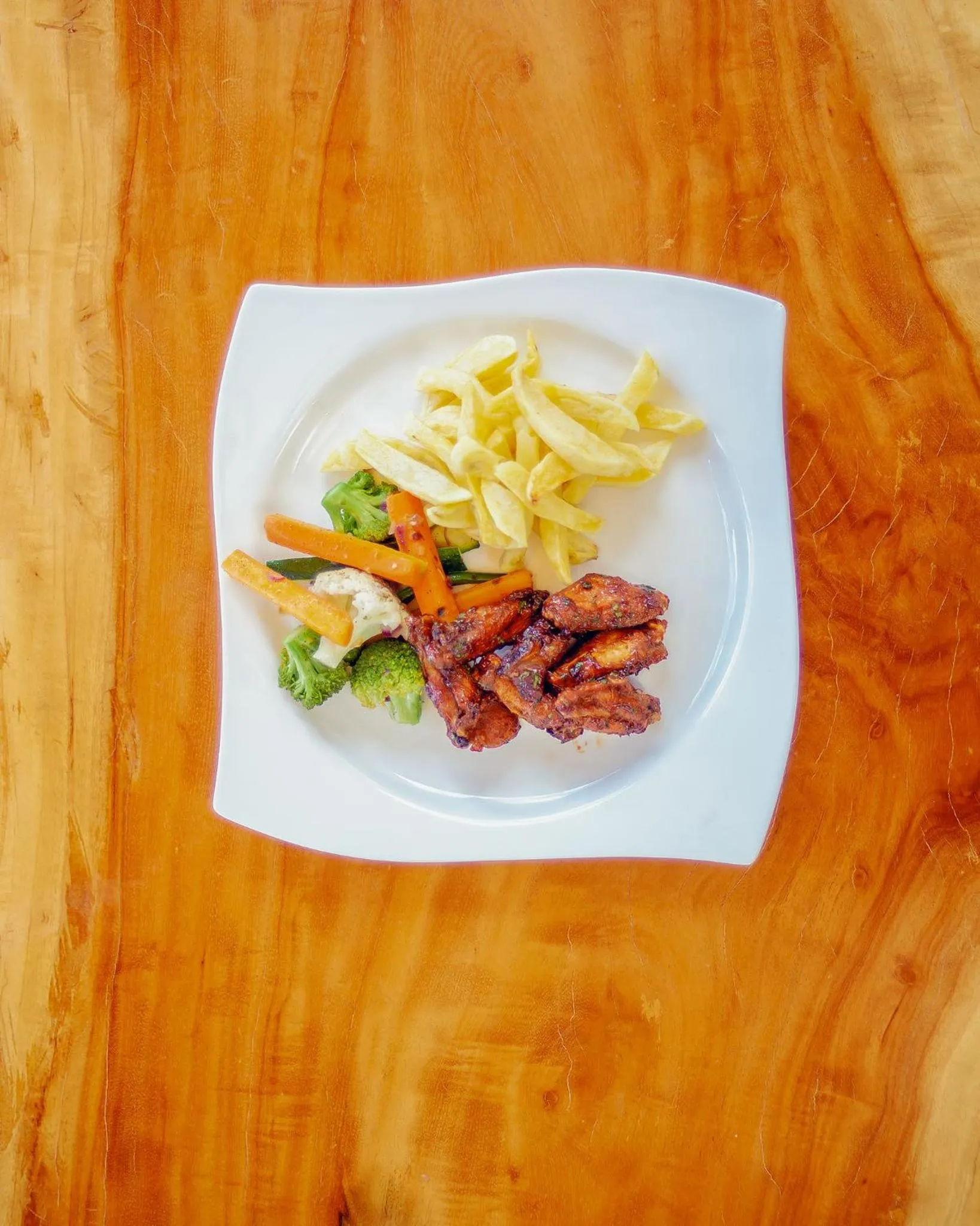 Food and drinks in Teranga Lodge and Restaurant