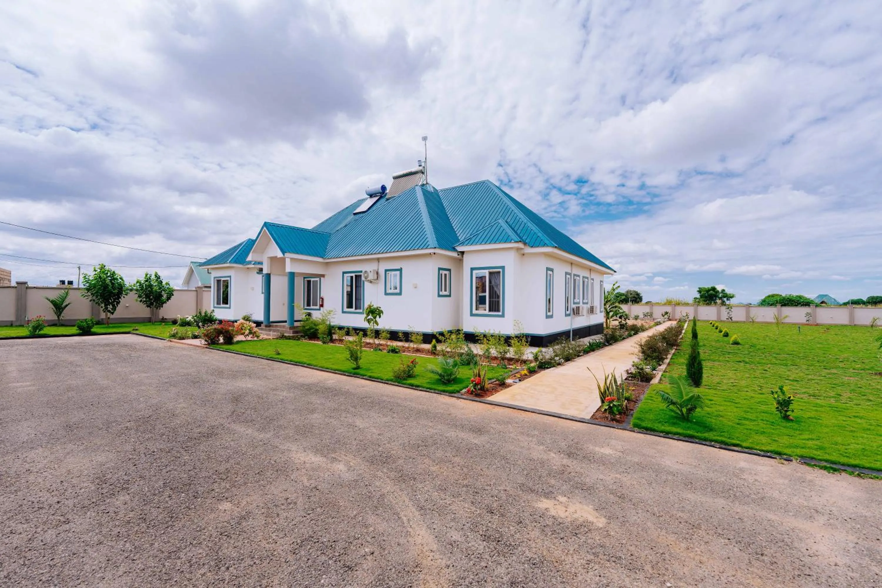 Property building in Teranga Lodge and Restaurant