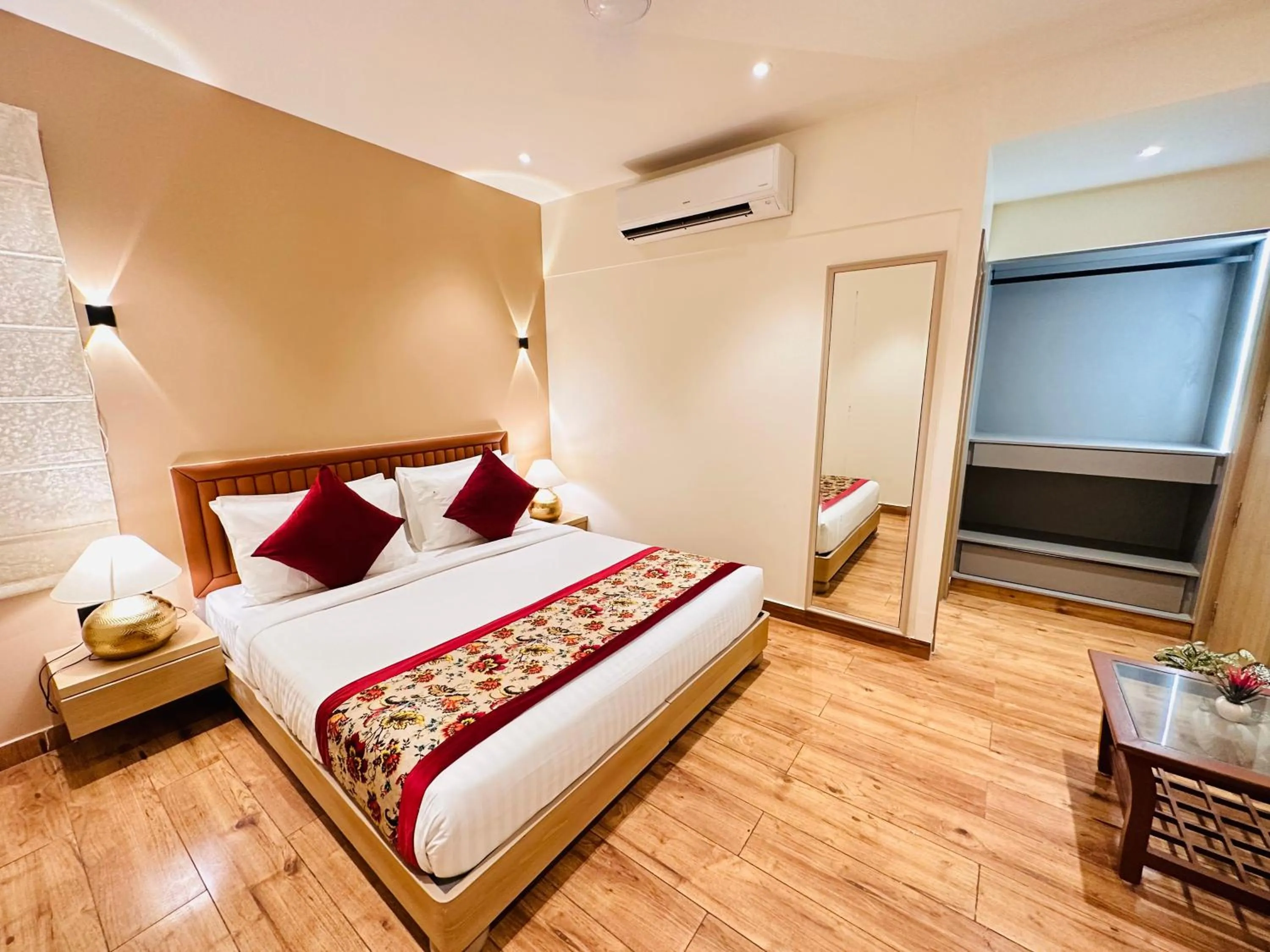 Bed in Hotel IP Swarn near Anand Vihar Vaishali Ghaziabad