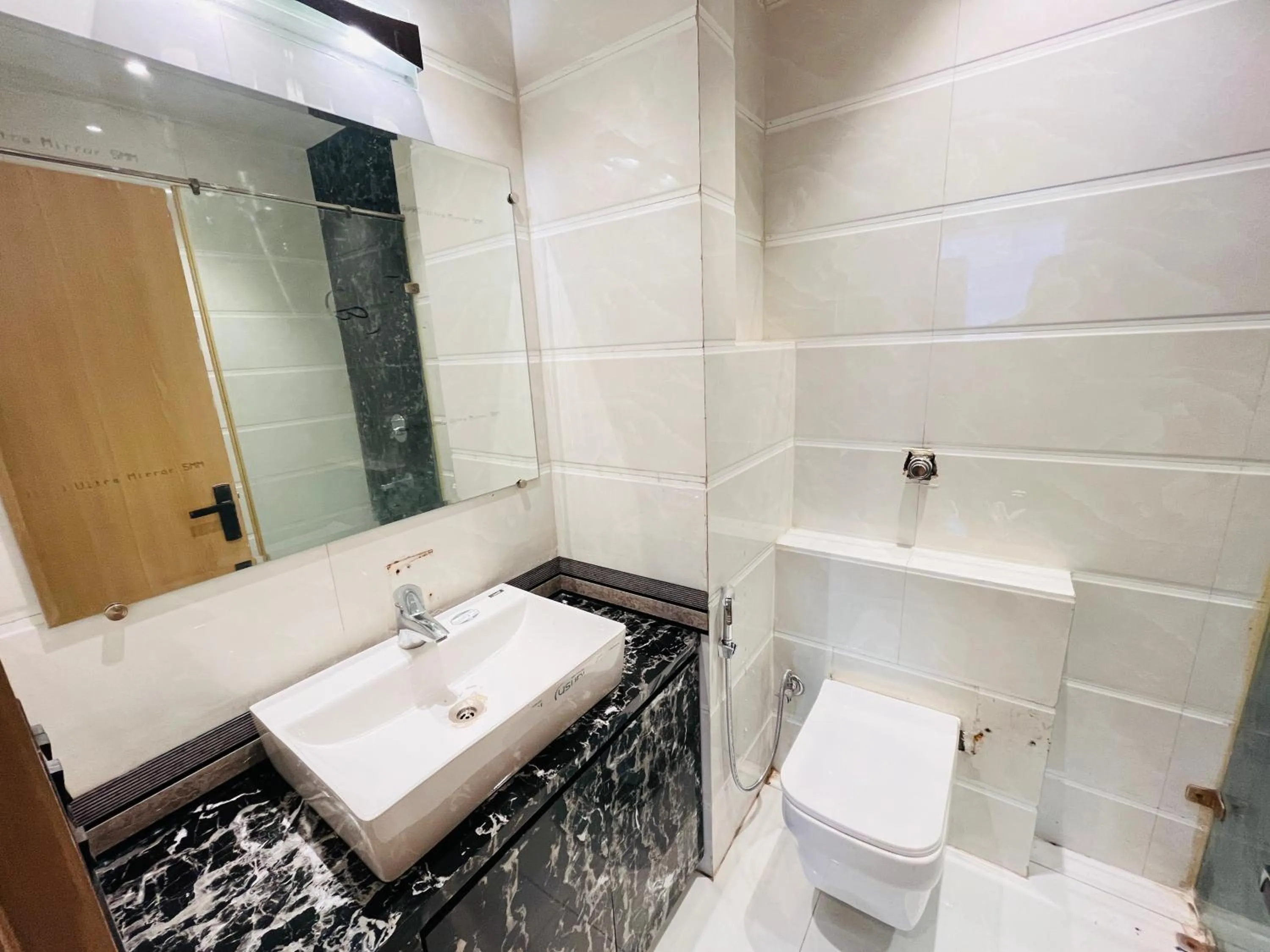 Shower in Hotel IP Swarn near Anand Vihar Vaishali Ghaziabad