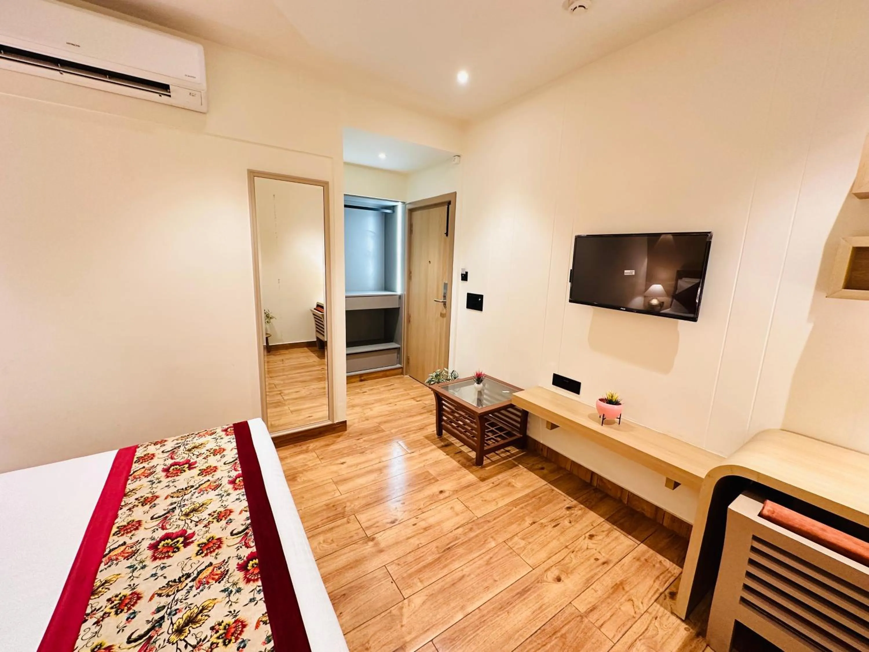 Bed in Hotel IP Swarn near Anand Vihar Vaishali Ghaziabad