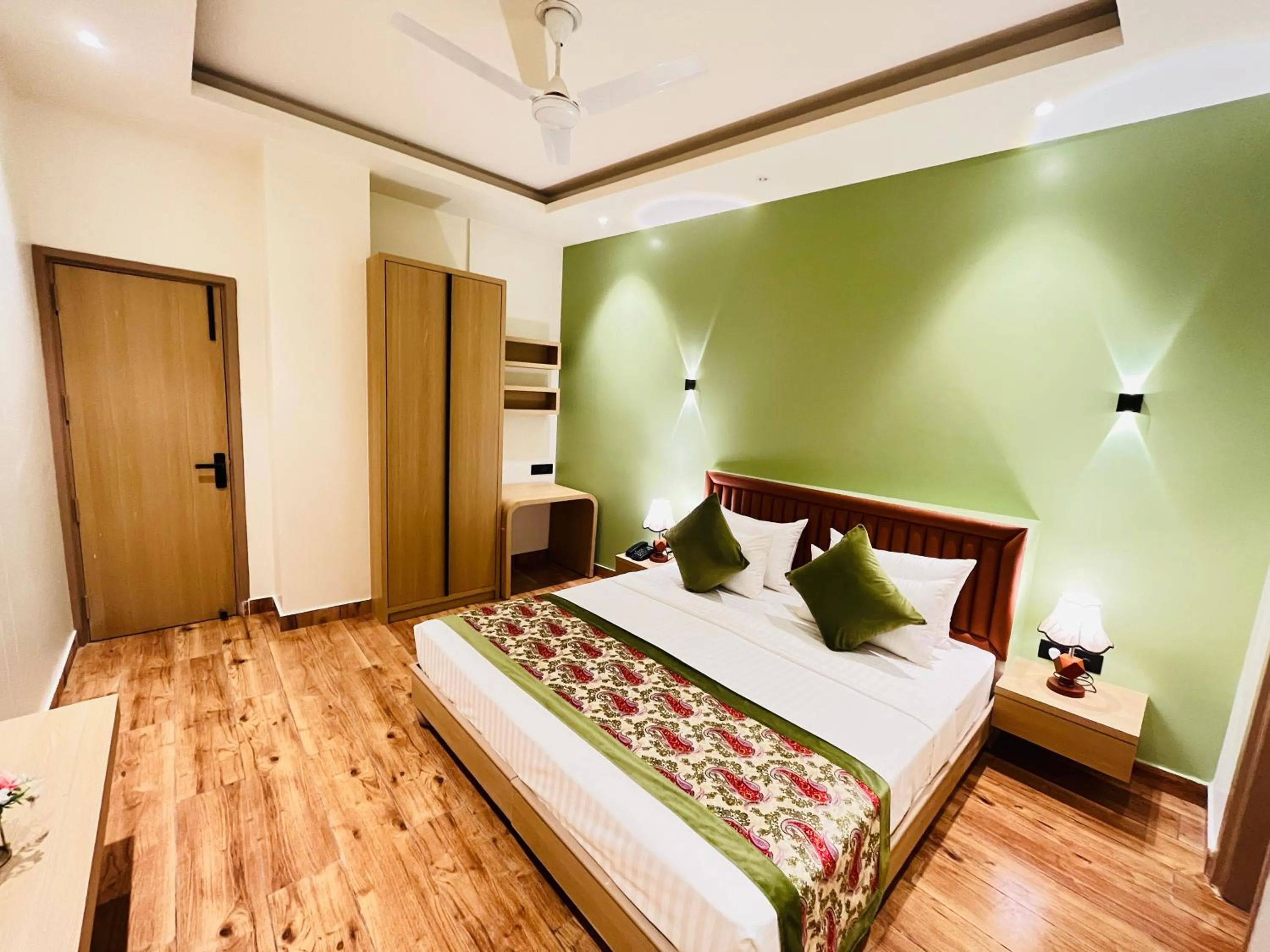 Bed in Hotel IP Swarn near Anand Vihar Vaishali Ghaziabad